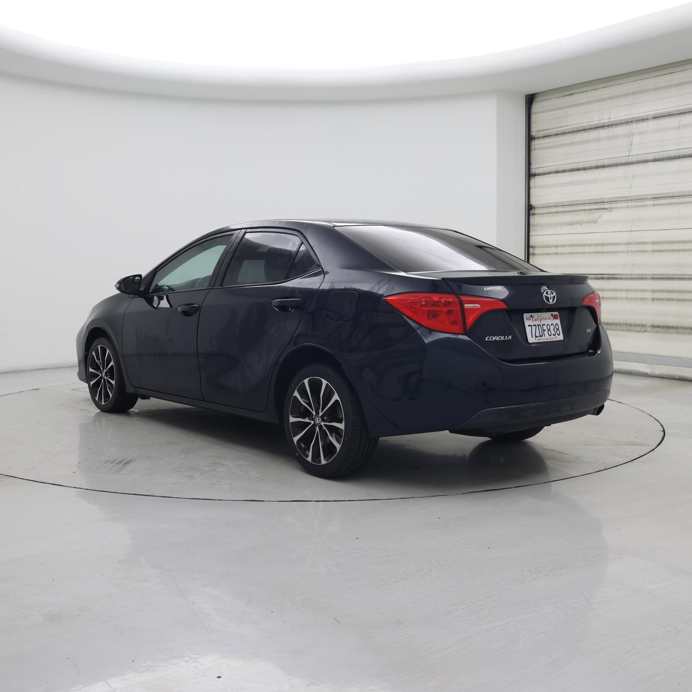 Thumbnail: 2017 Toyota Corolla - 2