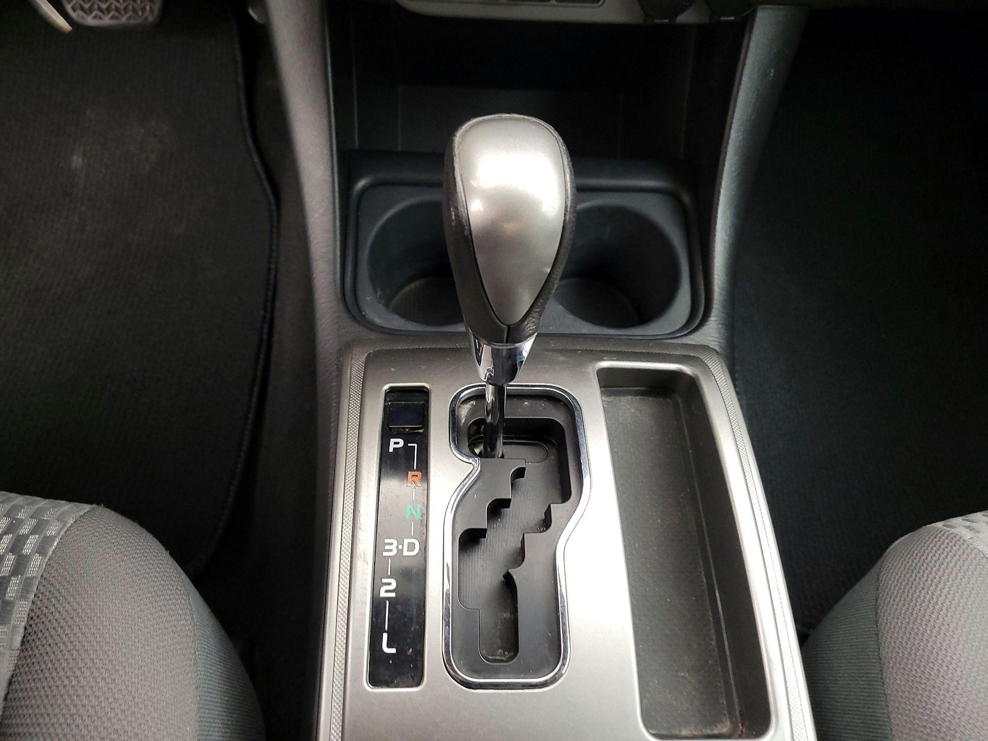 Thumbnail: 2014 Toyota Tacoma - 17