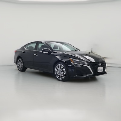 Black 2023 Nissan Altima SL