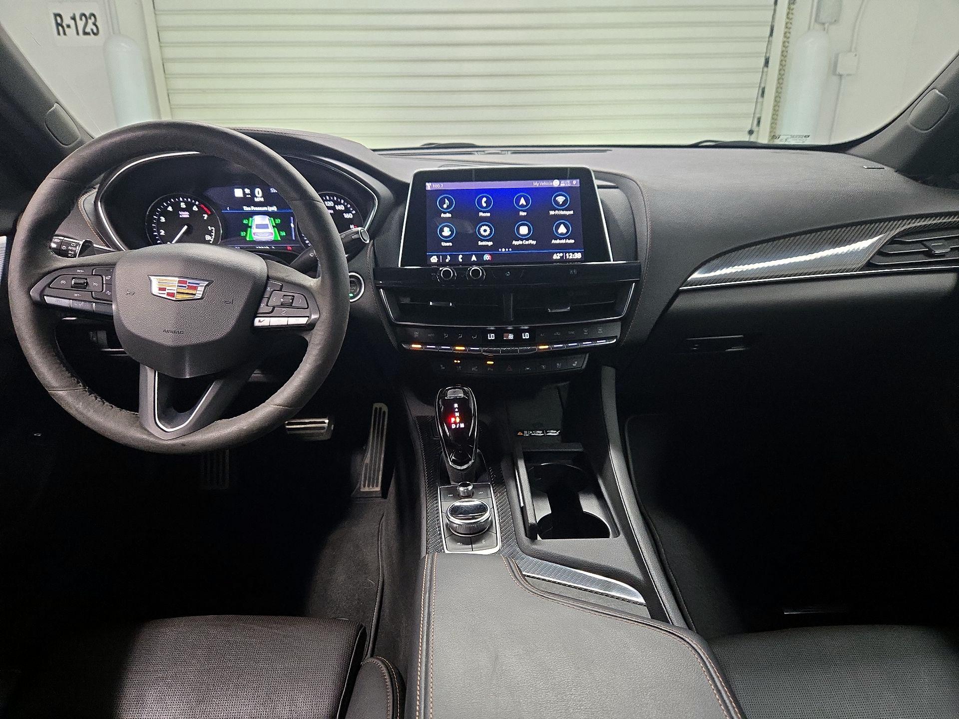 Thumbnail: 2020 Cadillac CT5 - 9