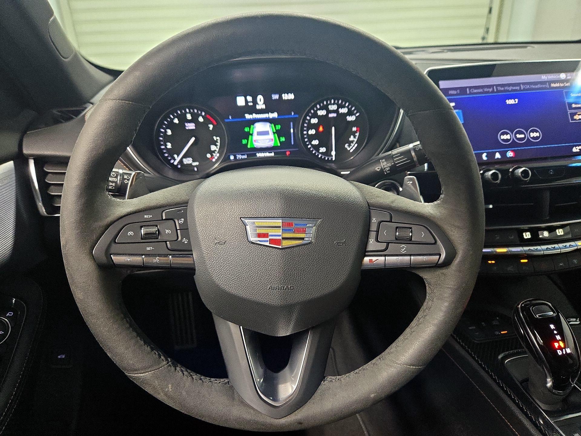 Thumbnail: 2020 Cadillac CT5 - 10