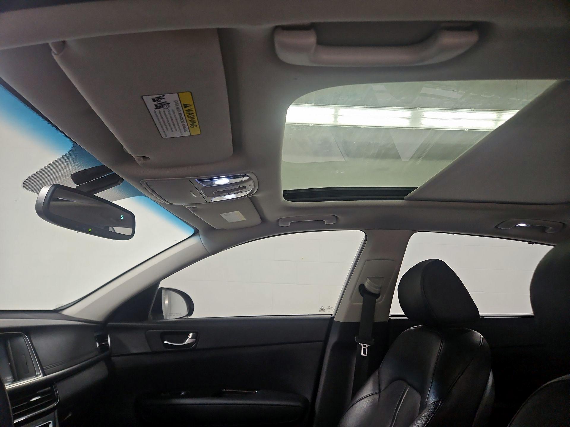 Thumbnail: 2016 Kia Optima - 20