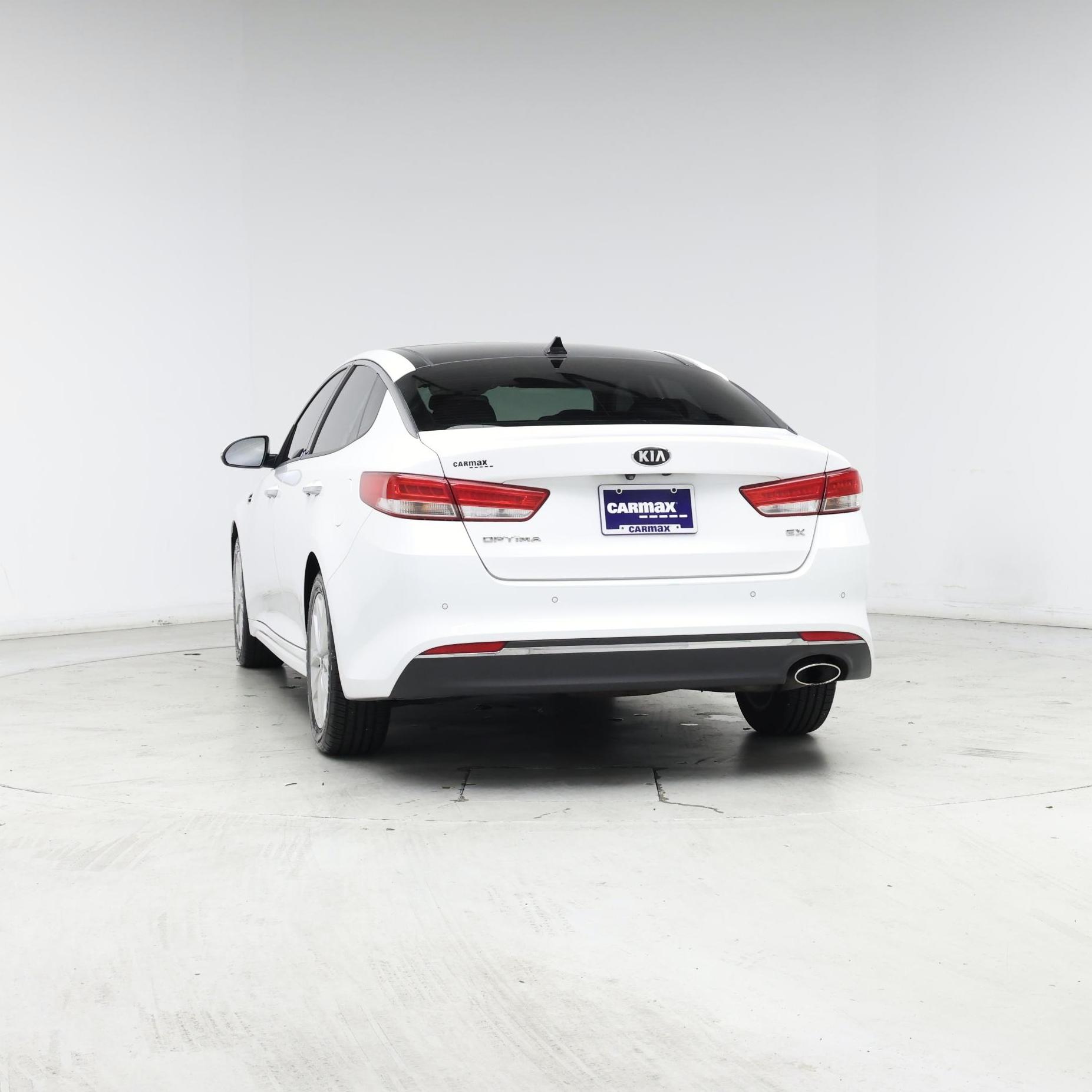 Thumbnail: 2016 Kia Optima - 6