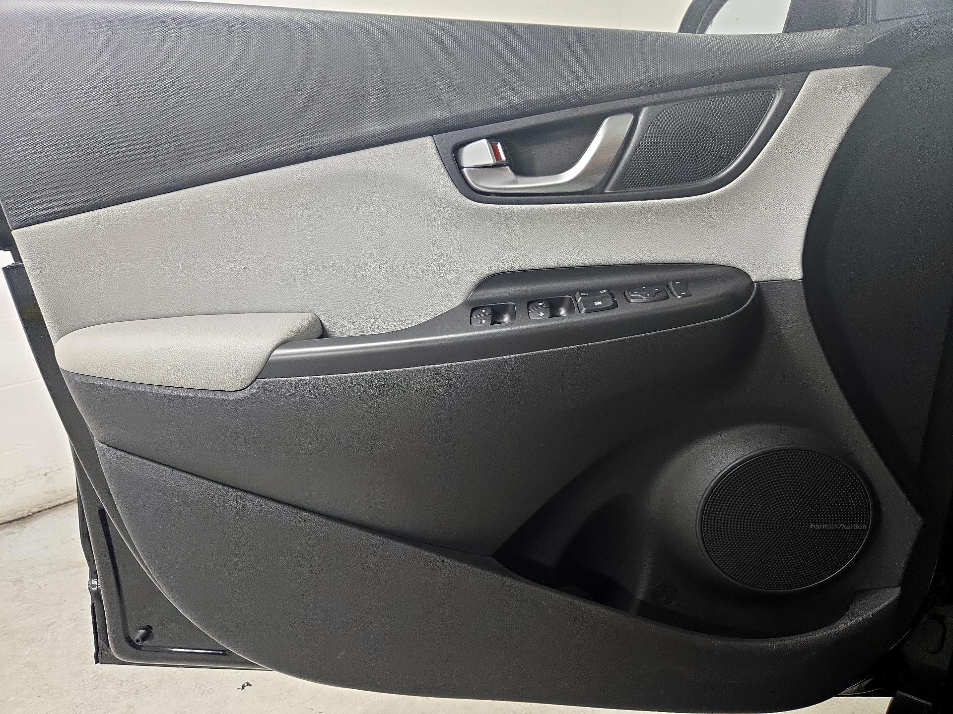 Thumbnail: 2023 Hyundai Kona - 12