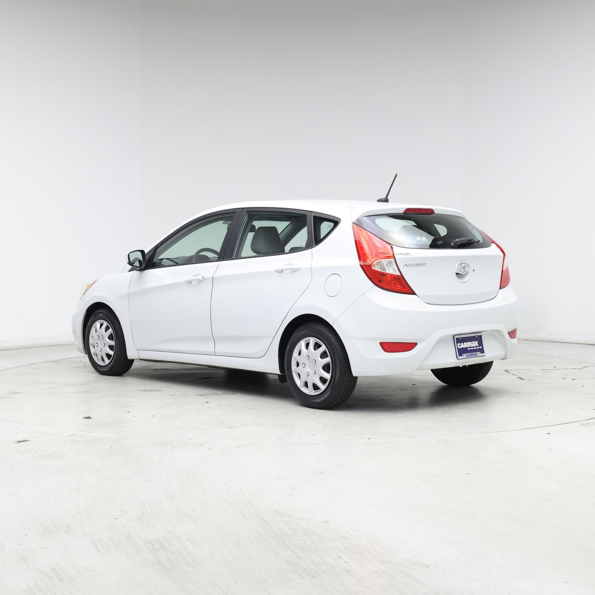 Thumbnail: 2017 Hyundai Accent - 2