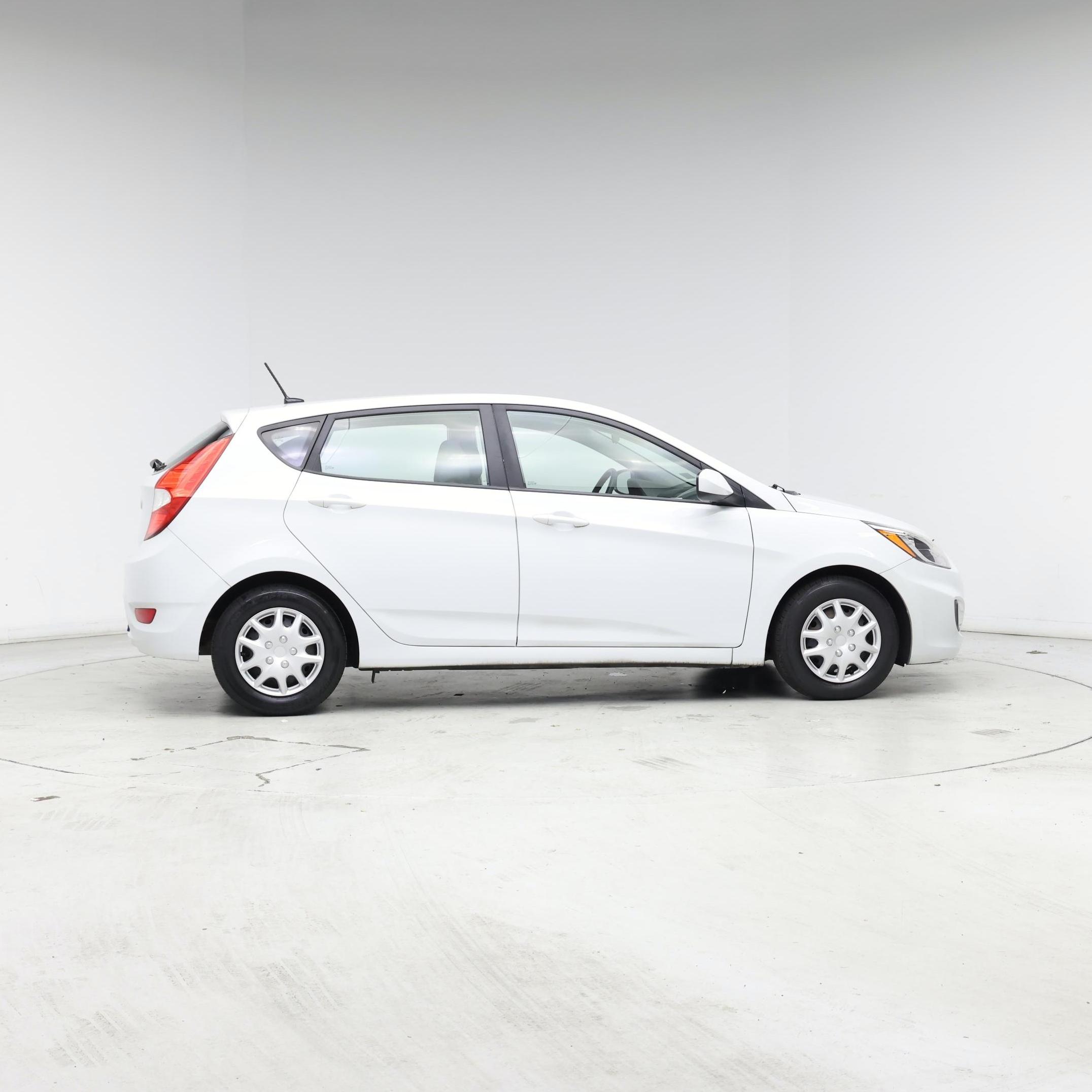 Thumbnail: 2017 Hyundai Accent - 7