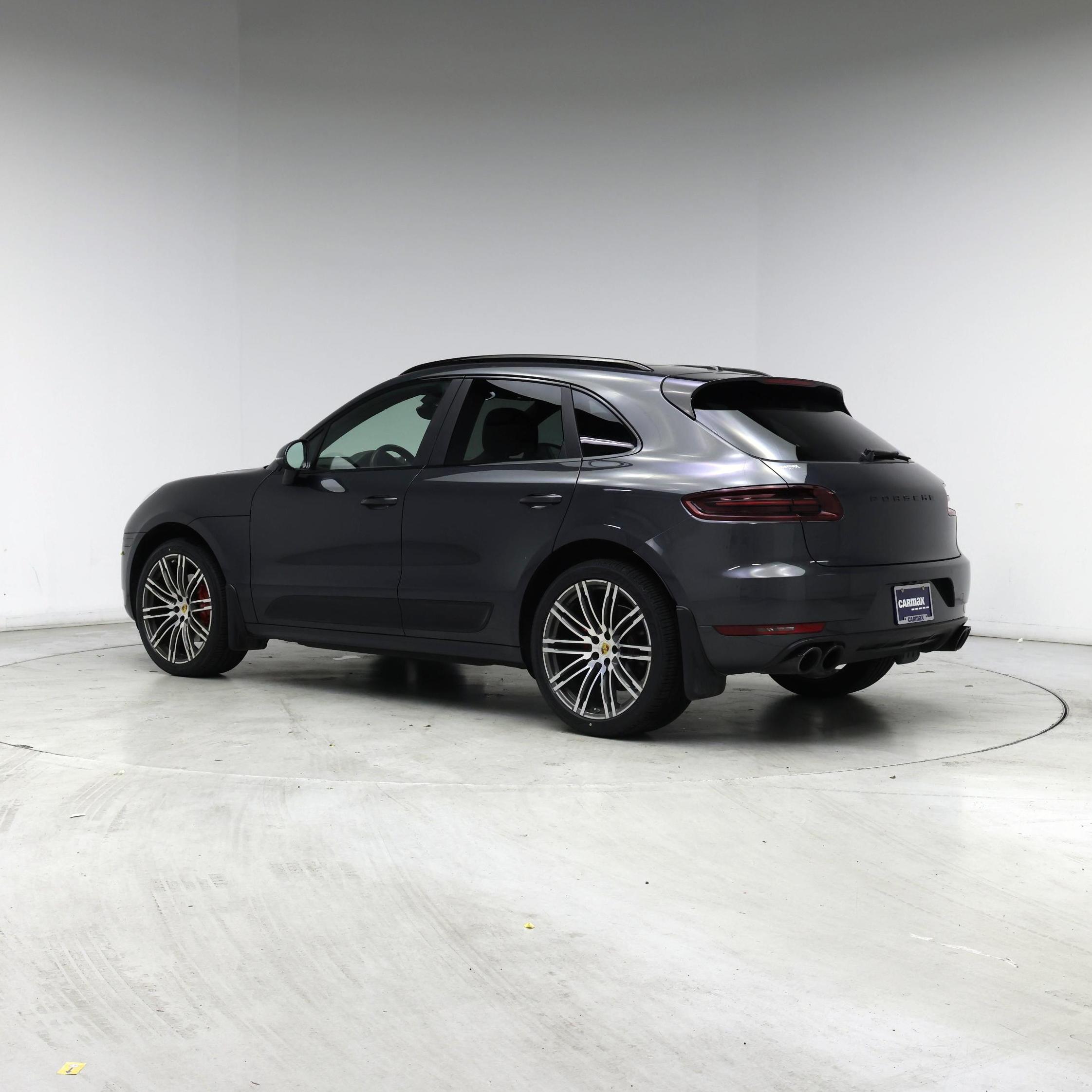 Thumbnail: 2018 Porsche Macan - 2