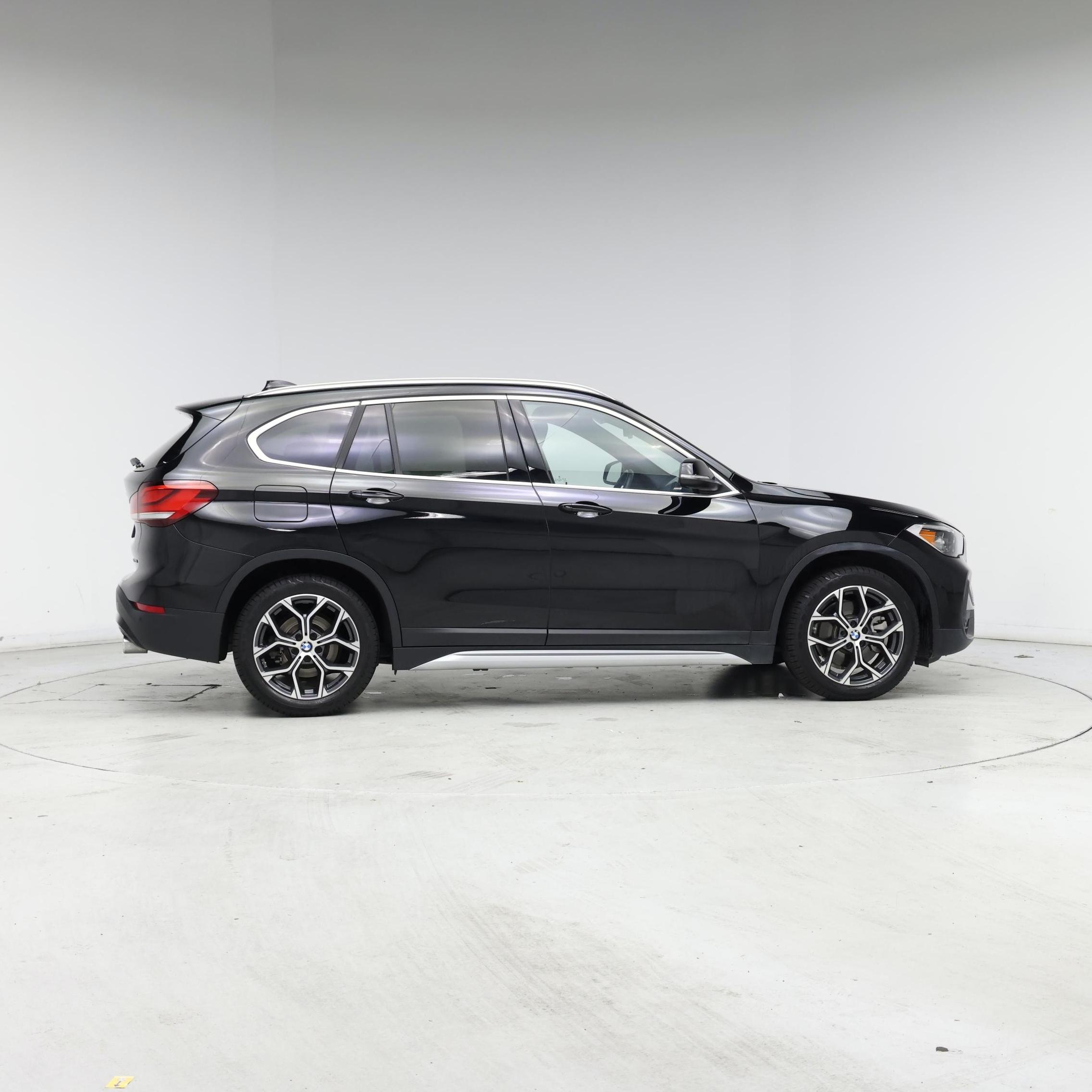 Thumbnail: 2022 BMW X1 - 7