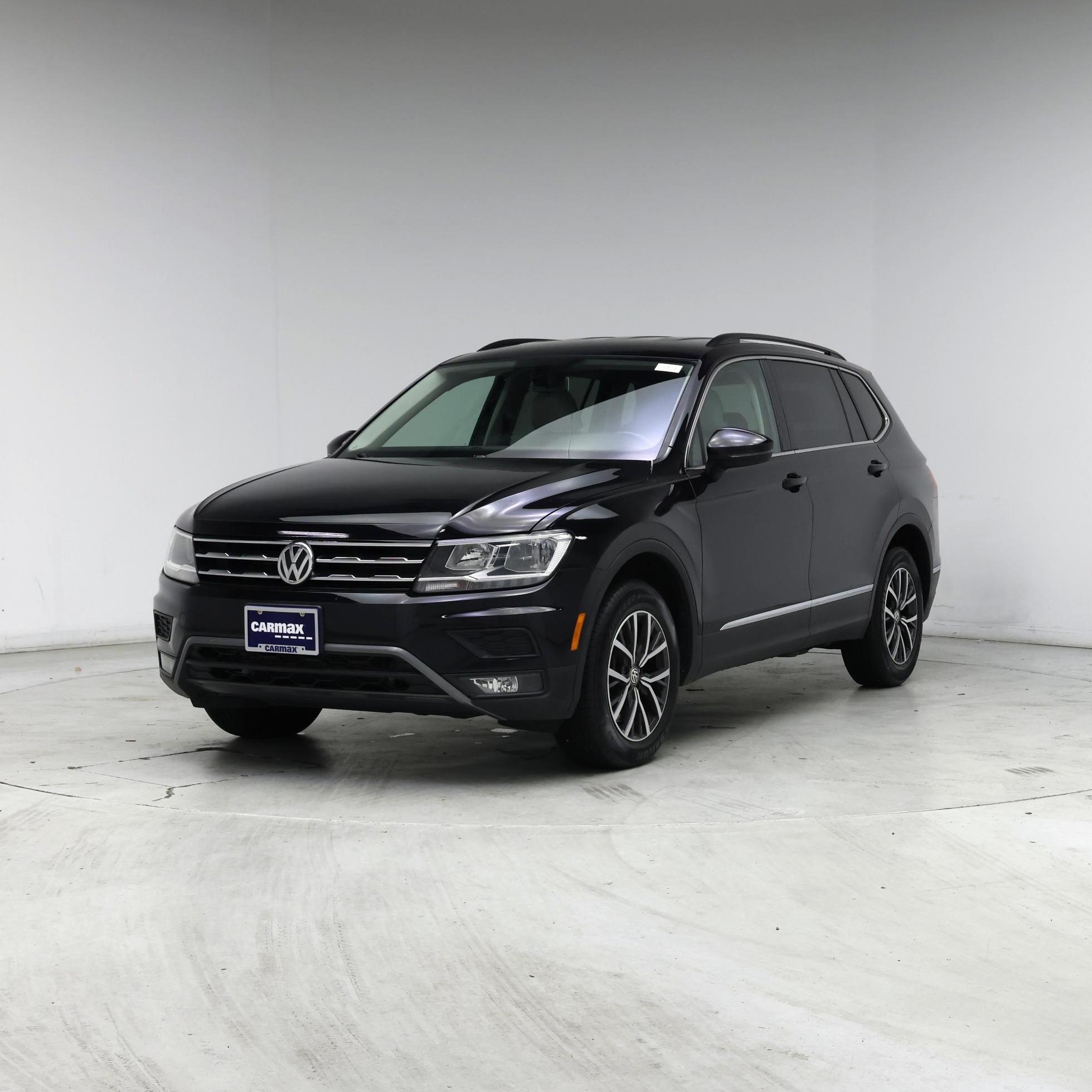 Thumbnail: 2018 Volkswagen Tiguan - 4
