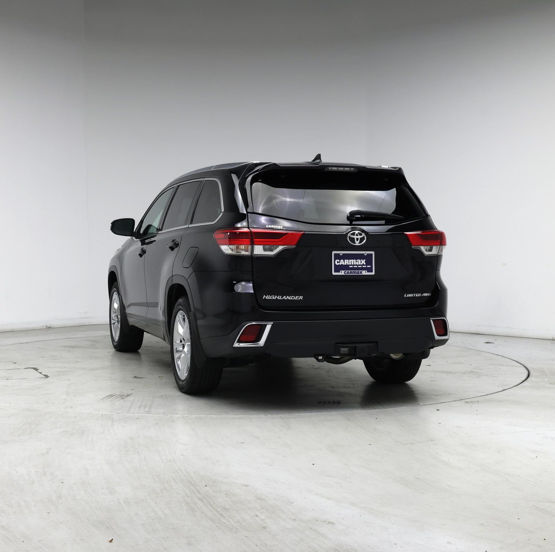 Thumbnail: 2019 Toyota Highlander - 6