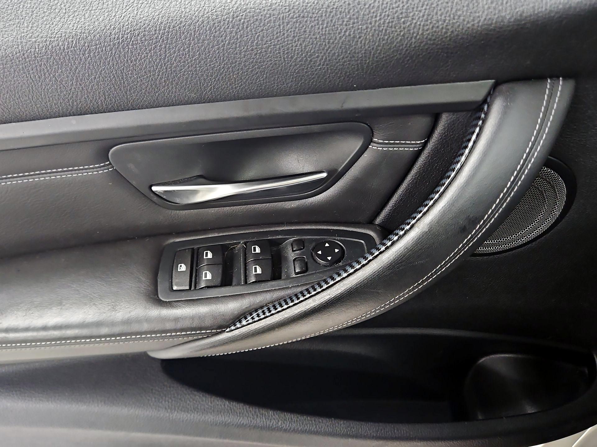Thumbnail: 2015 BMW M3 - 12