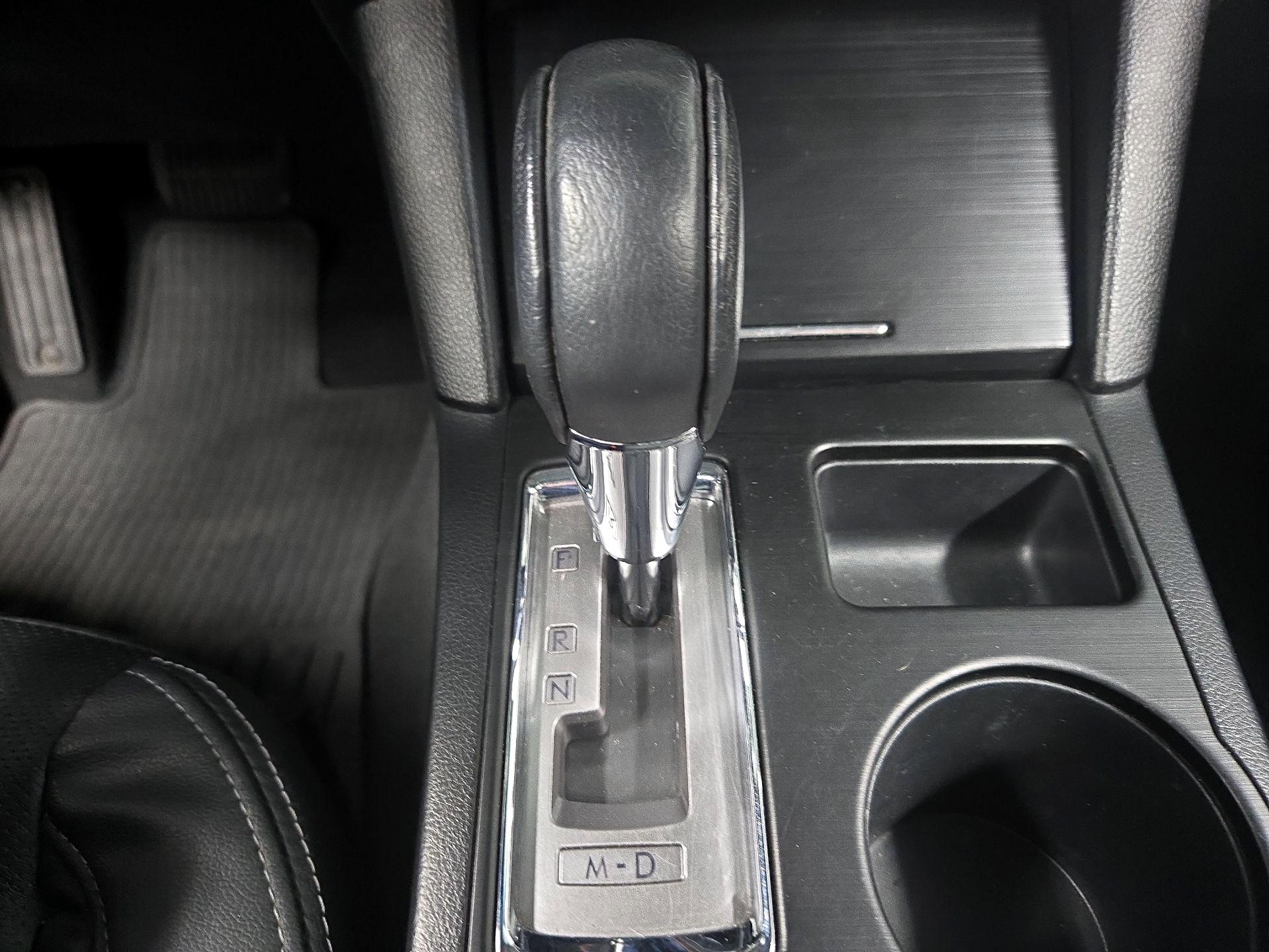 Thumbnail: 2016 Subaru Outback - 18