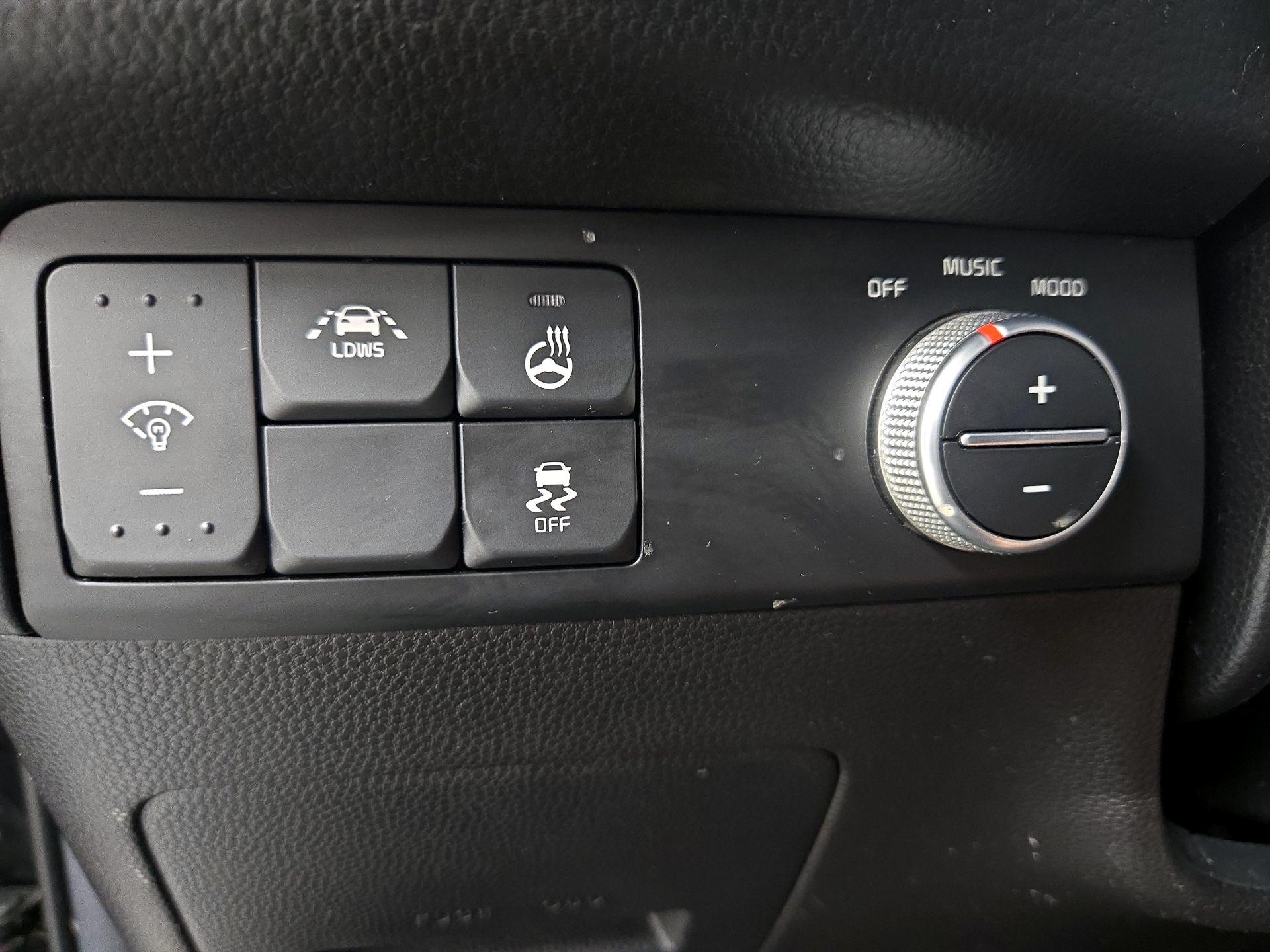Thumbnail: 2016 Kia Soul - 13