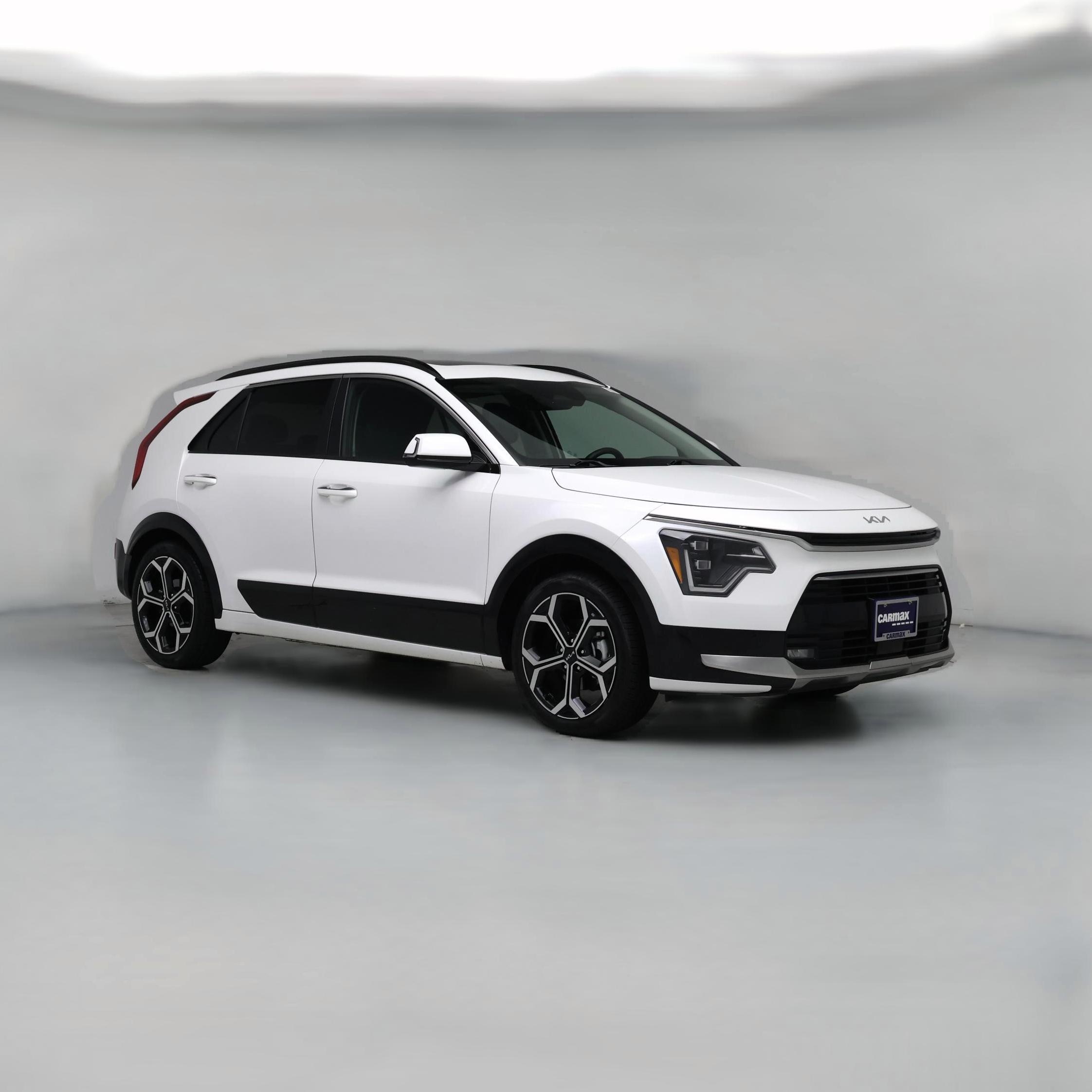 Thumbnail: 2023 Kia Niro - 1
