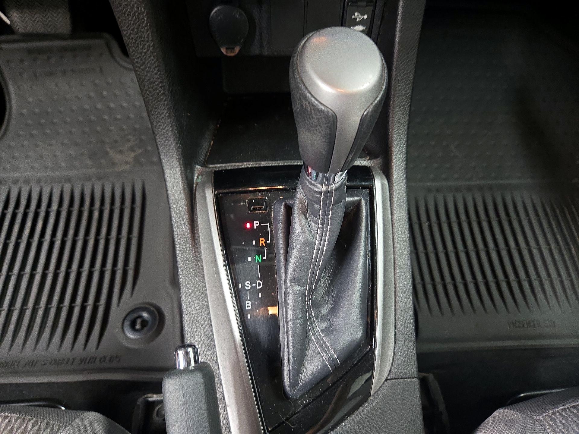 Thumbnail: 2014 Toyota Corolla - 17