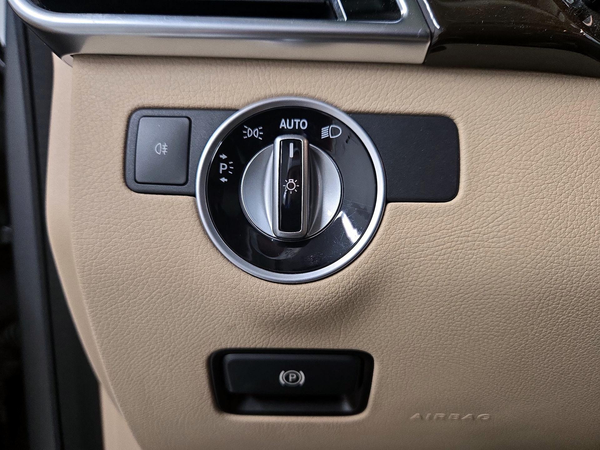 Thumbnail: 2016 Mercedes-Benz GLE - 13