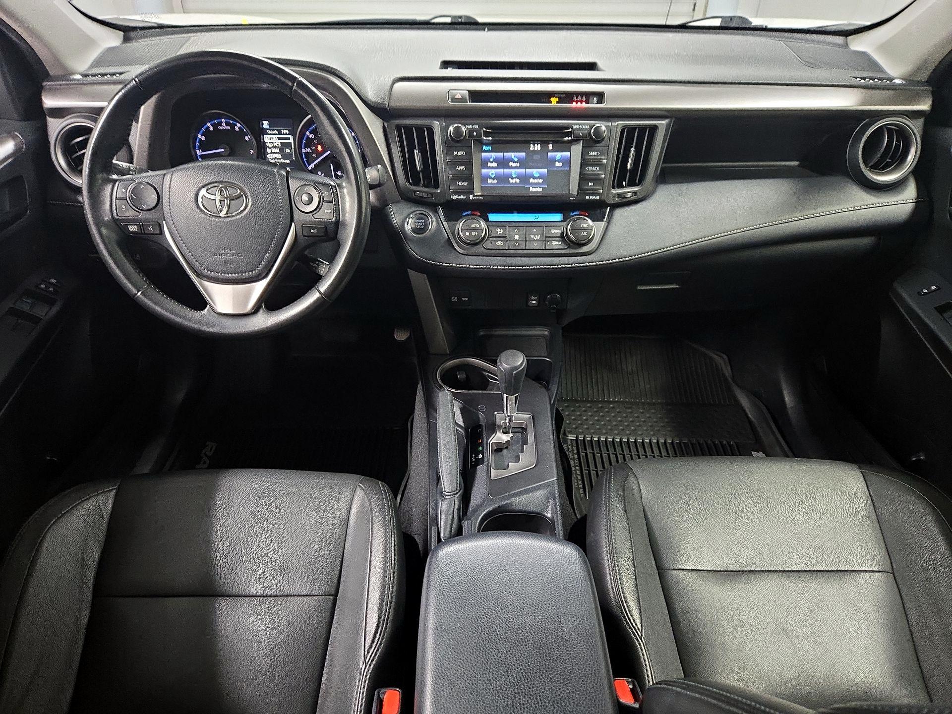 Thumbnail: 2018 Toyota RAV4 - 9