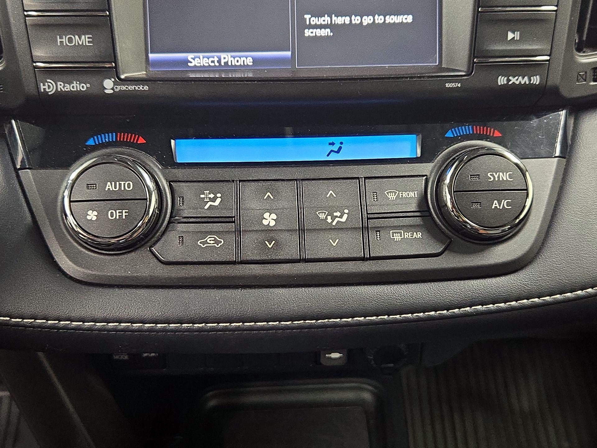 Thumbnail: 2018 Toyota RAV4 - 16