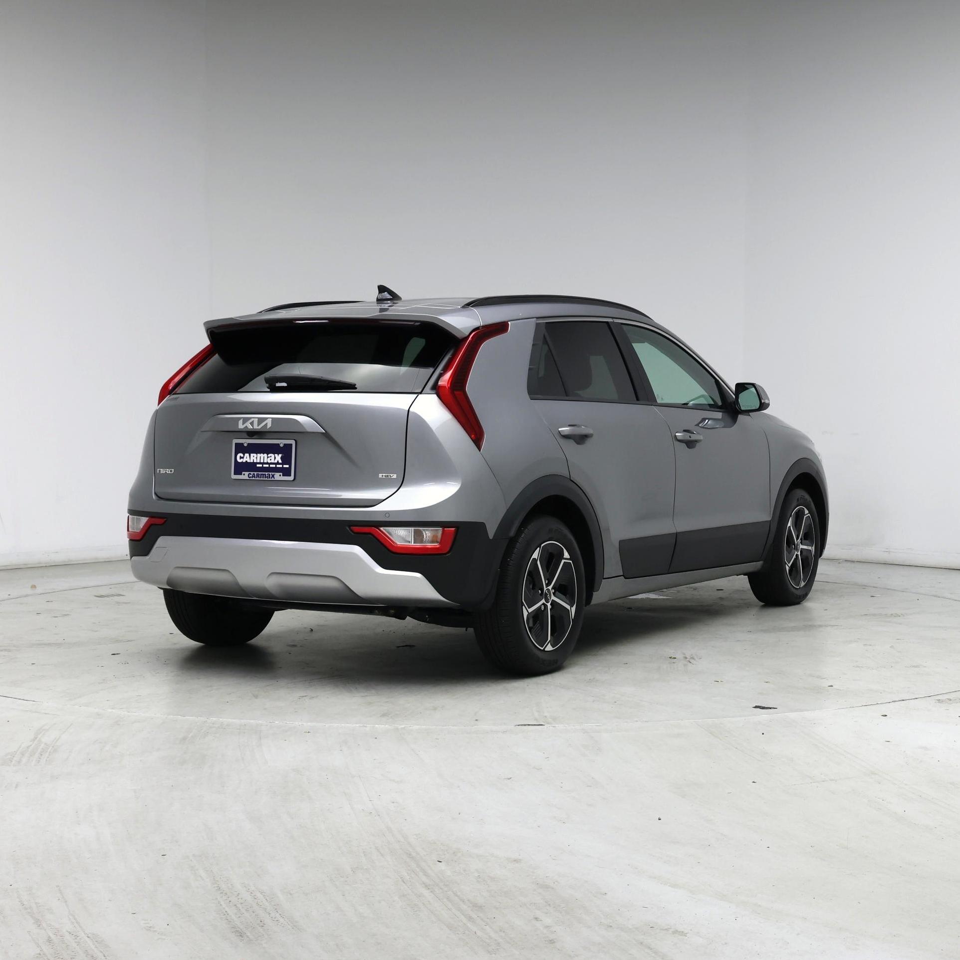 Thumbnail: 2024 Kia Niro - 8