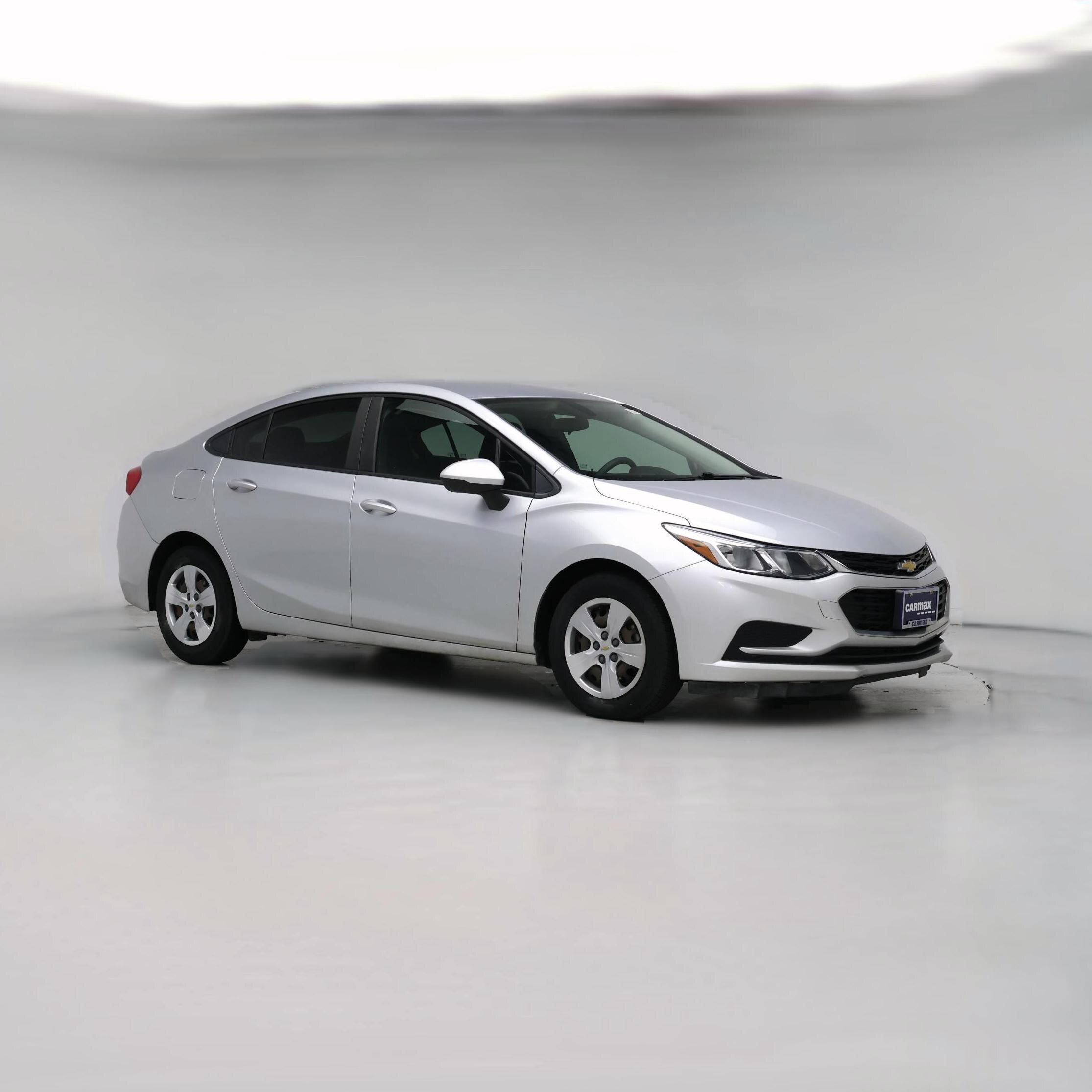Thumbnail: 2018 Chevrolet Cruze - 1