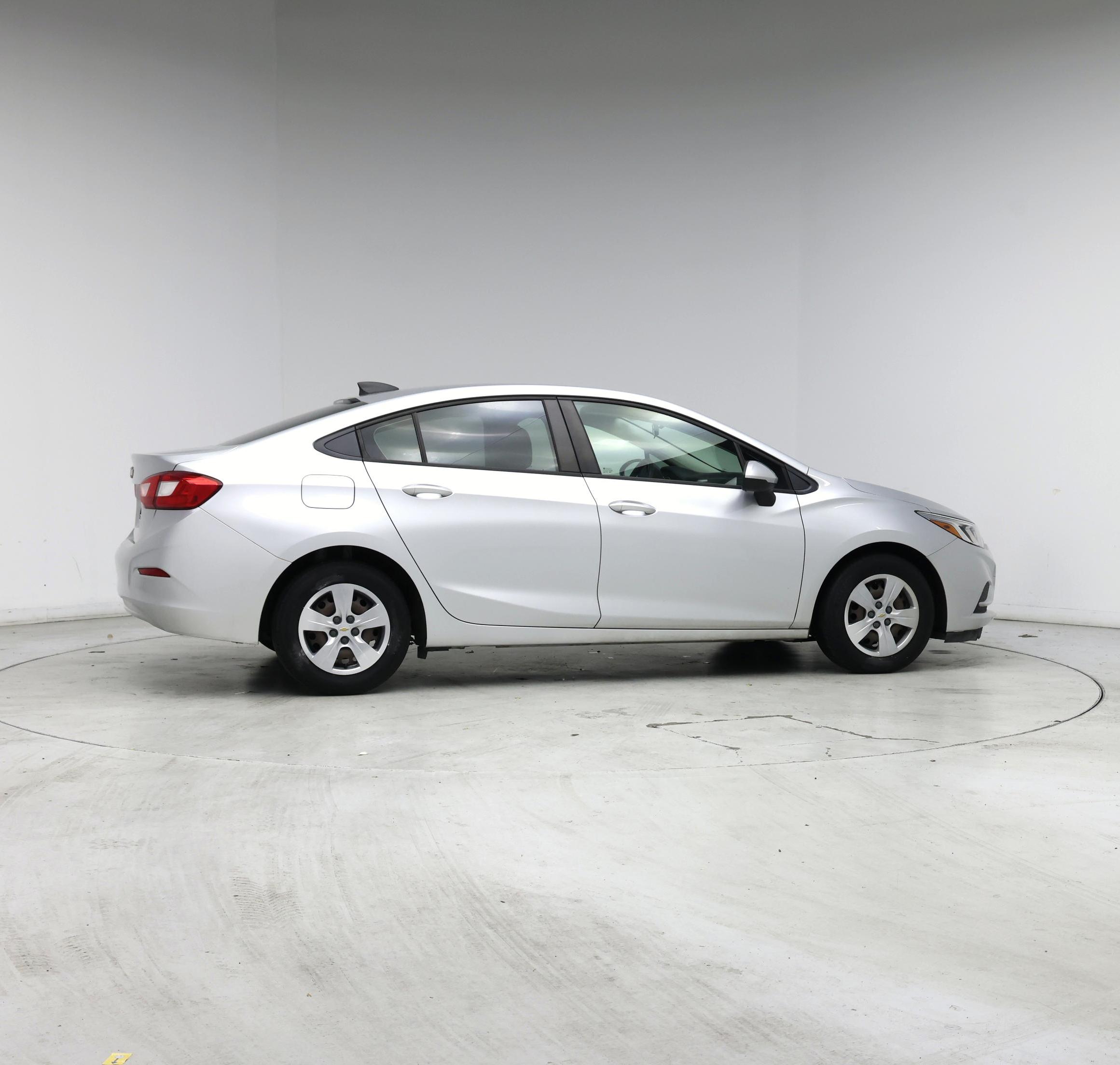 Thumbnail: 2018 Chevrolet Cruze - 7