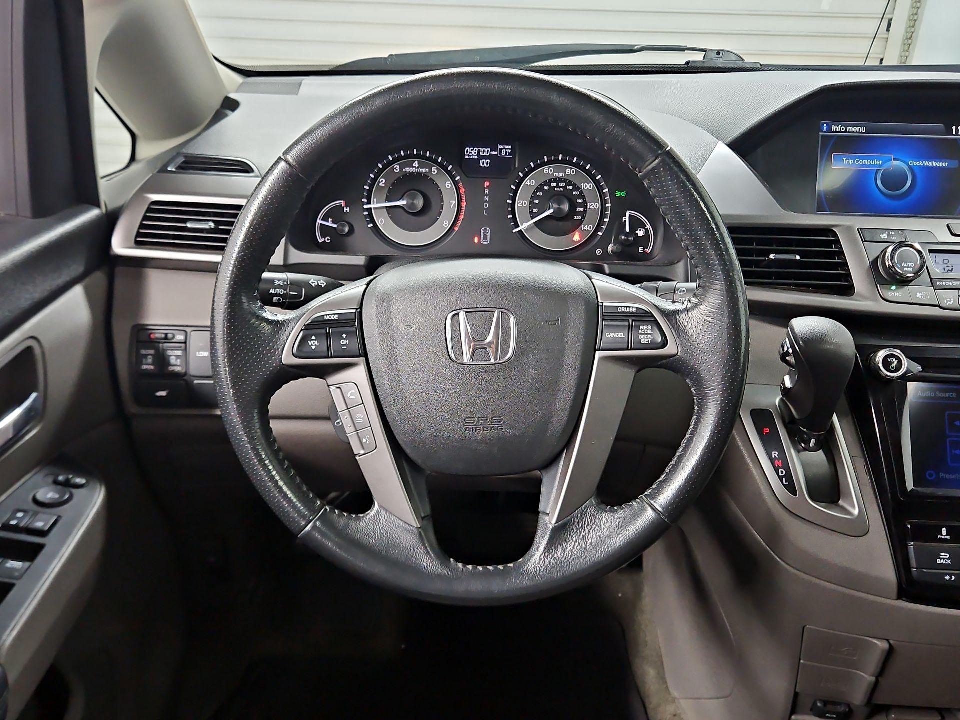 Thumbnail: 2015 Honda Odyssey - 10