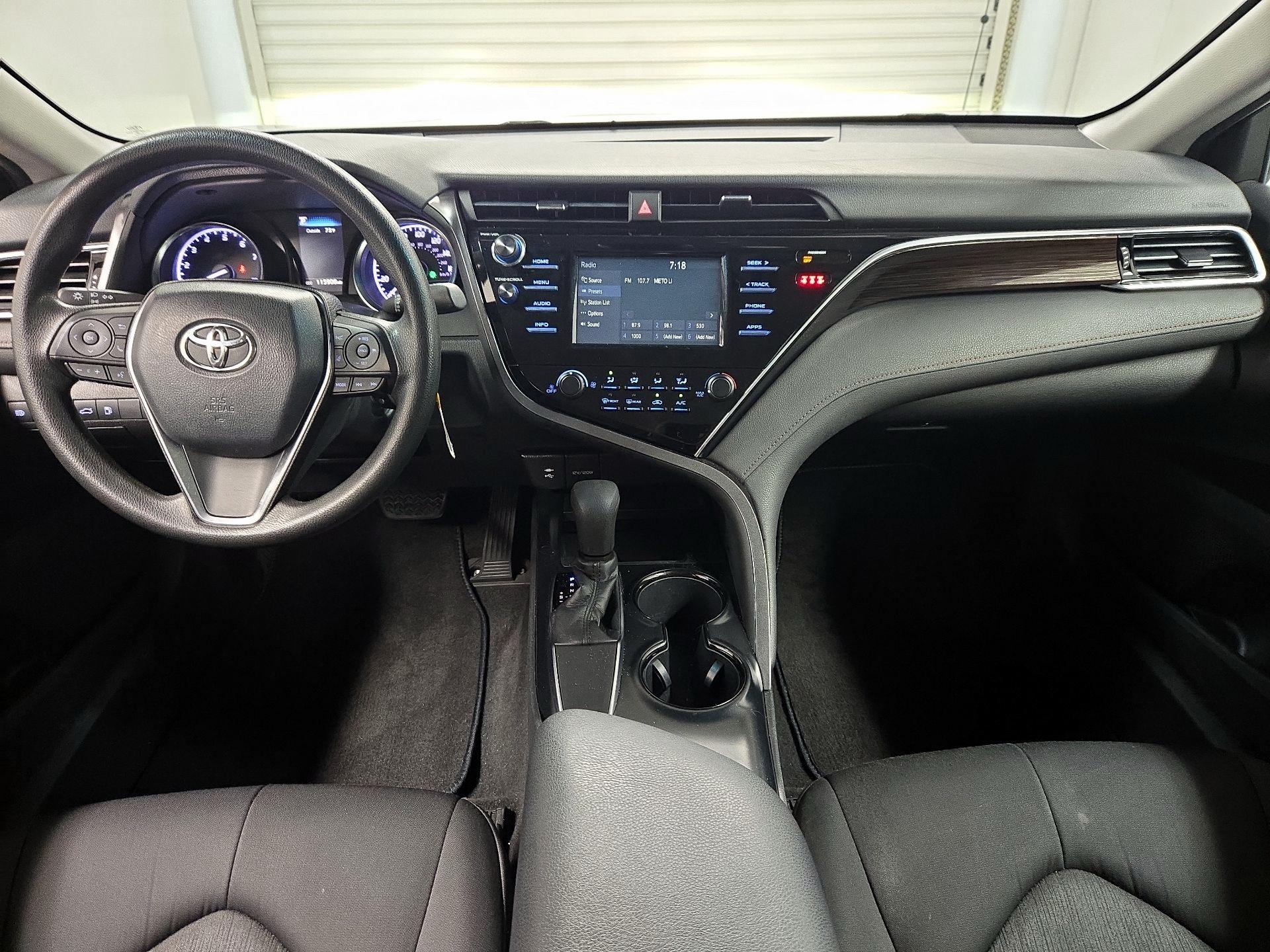 Thumbnail: 2018 Toyota Camry - 9