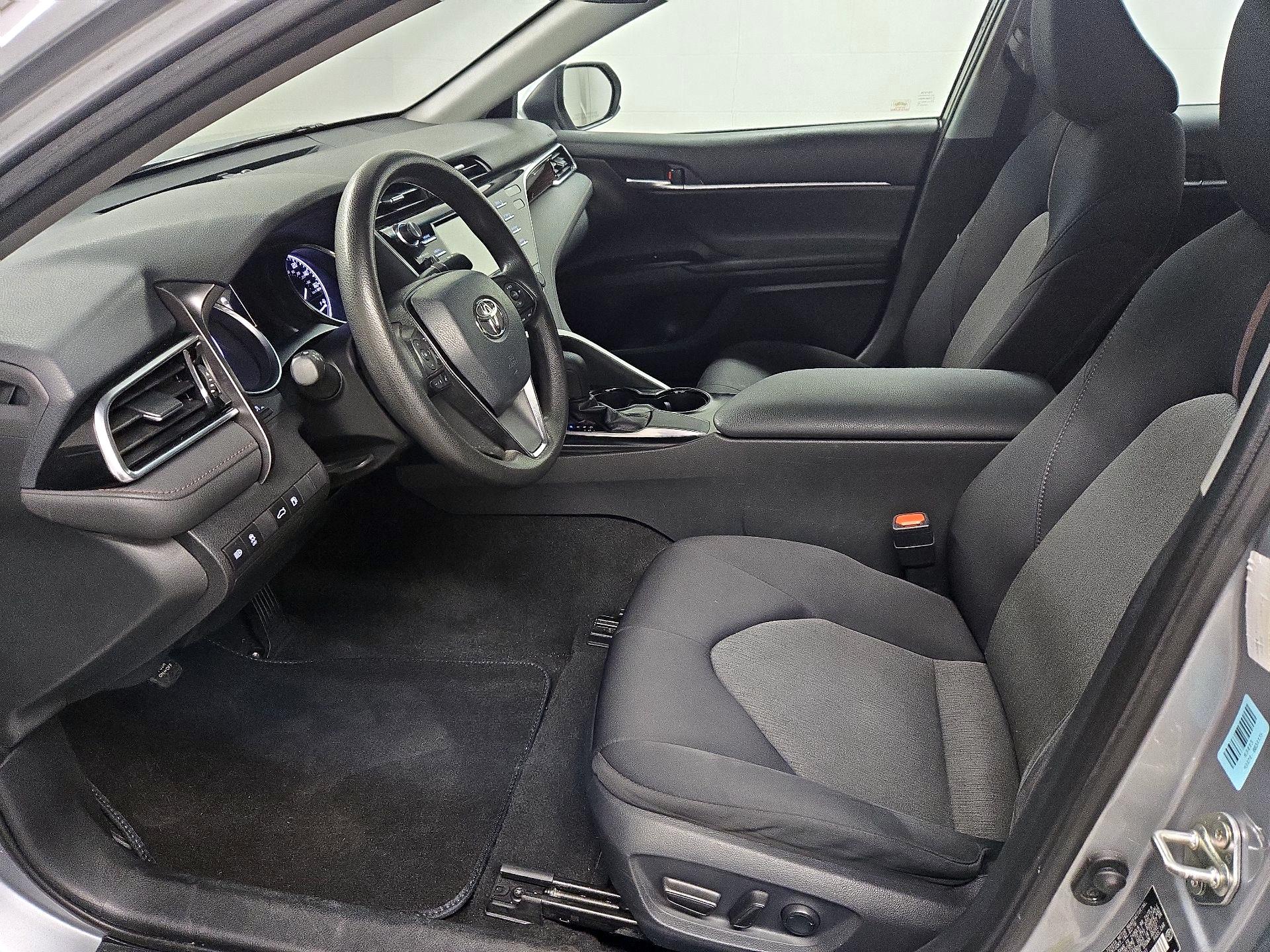 Thumbnail: 2018 Toyota Camry - 11