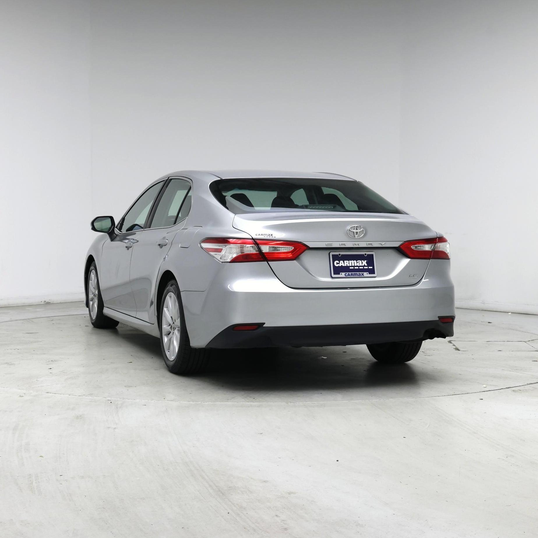 Thumbnail: 2018 Toyota Camry - 6