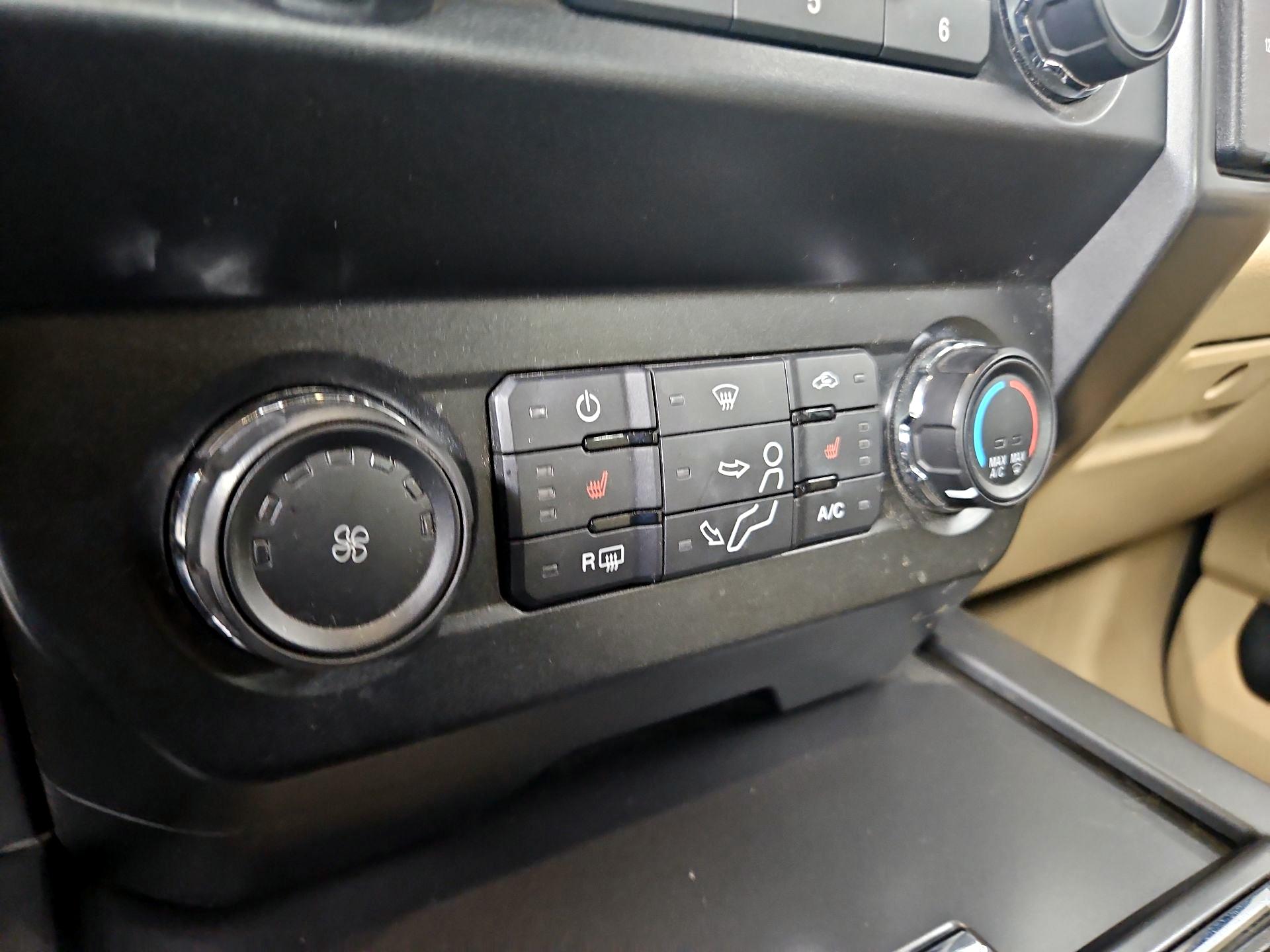 Thumbnail: 2019 Ford F-250 - 16