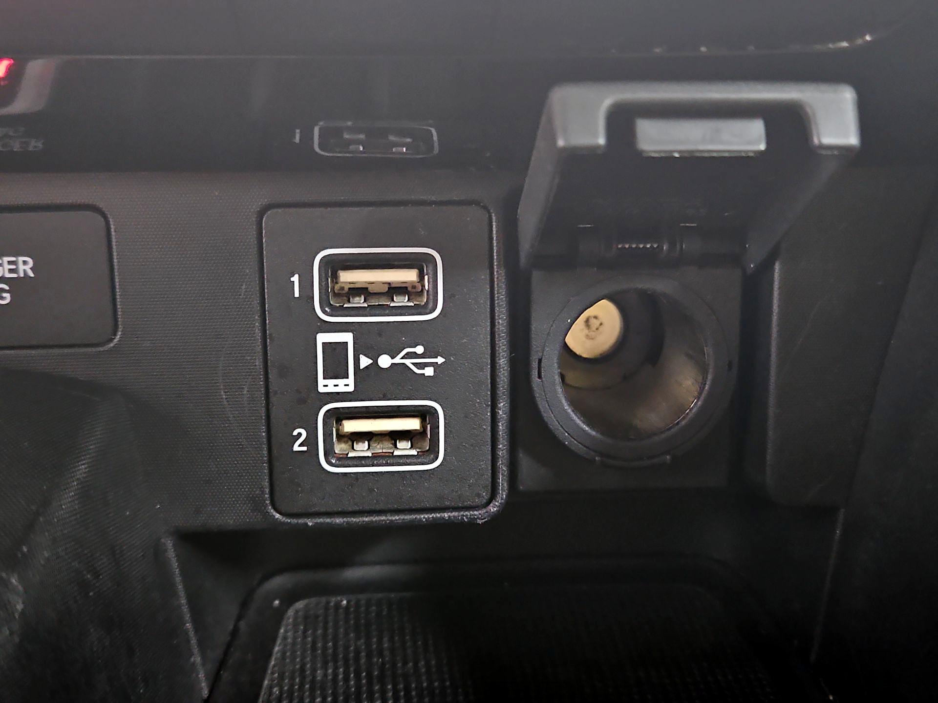 Thumbnail: 2019 Honda Insight - 19
