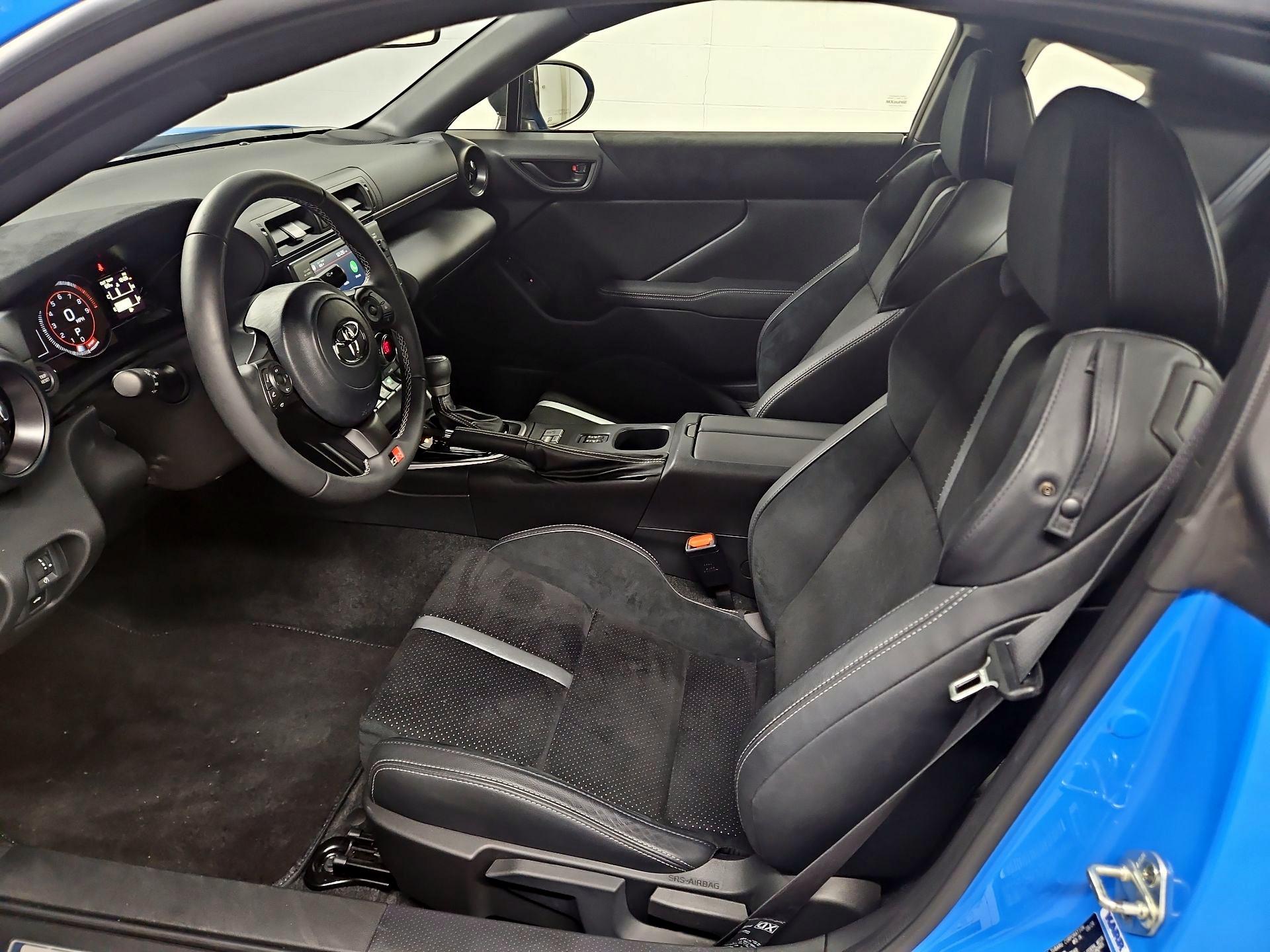 Thumbnail: 2024 Toyota GR86 - 11
