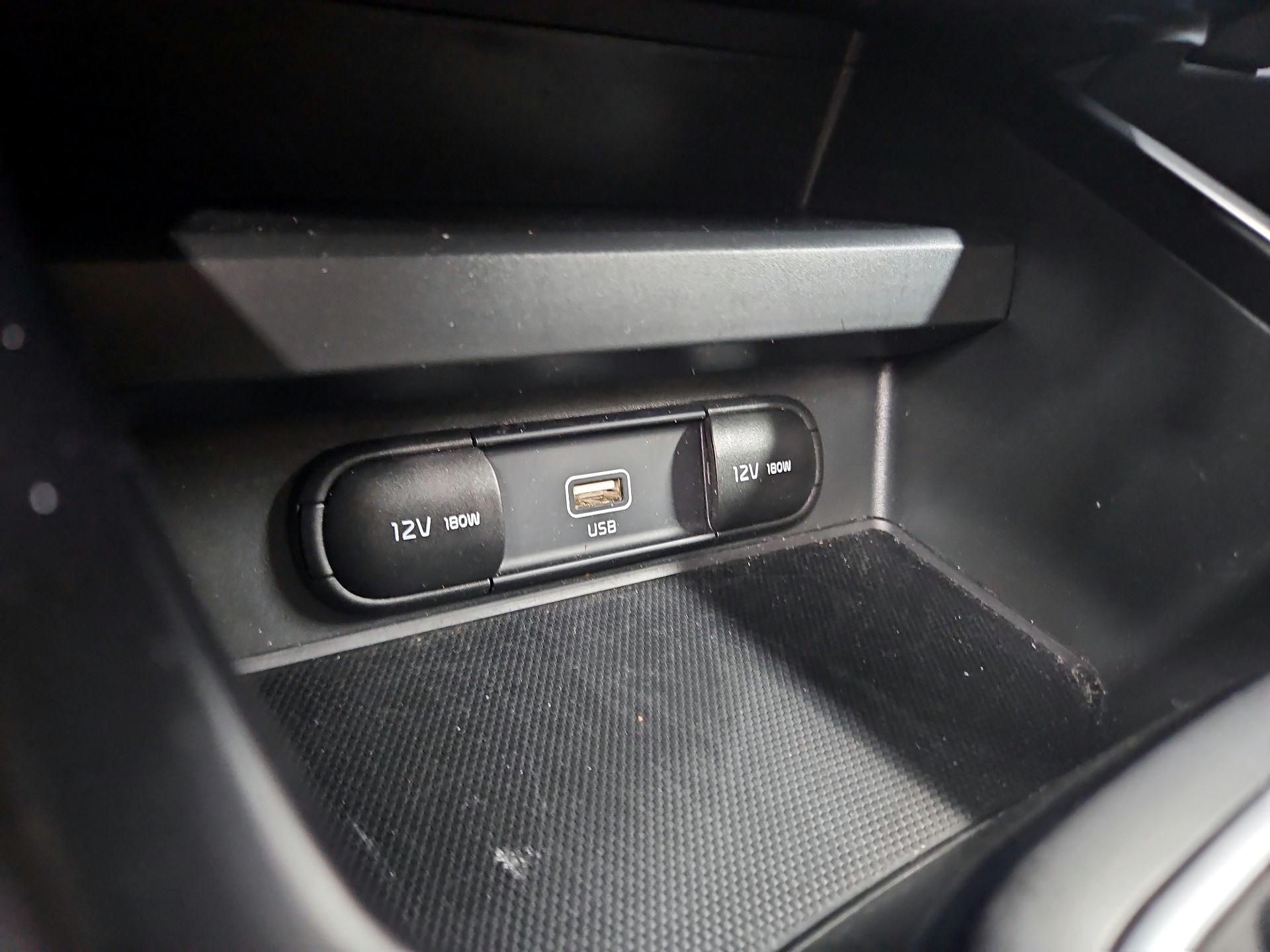 Thumbnail: 2020 Kia Soul - 18