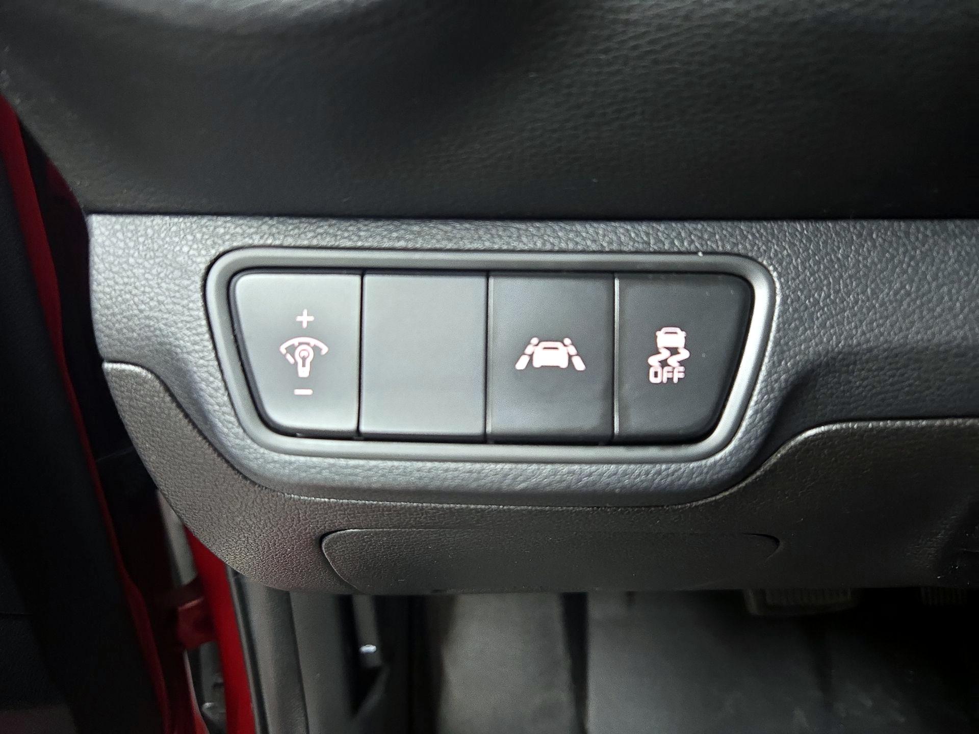 Thumbnail: 2020 Kia Forte - 13
