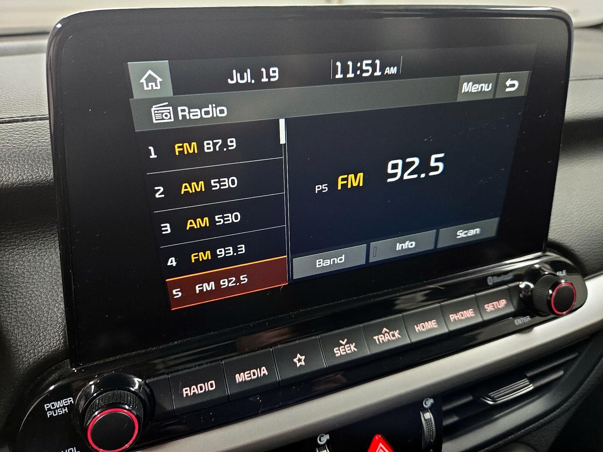 Thumbnail: 2020 Kia Forte - 15