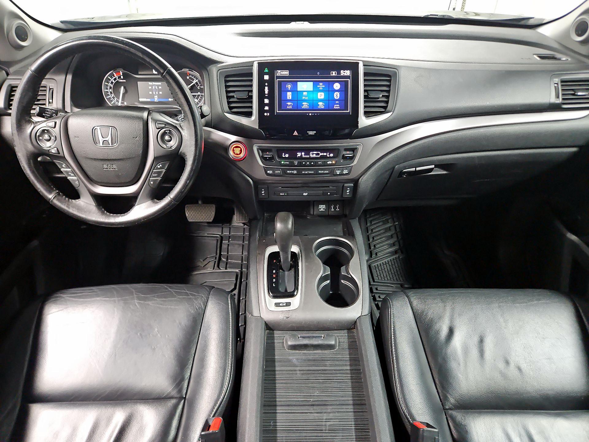 Thumbnail: 2016 Honda Pilot - 9