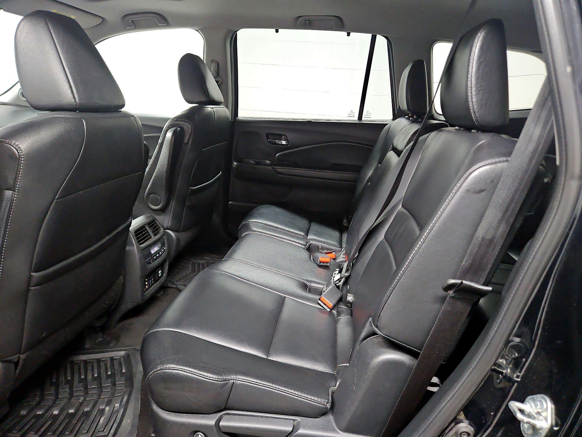 Thumbnail: 2016 Honda Pilot - 20