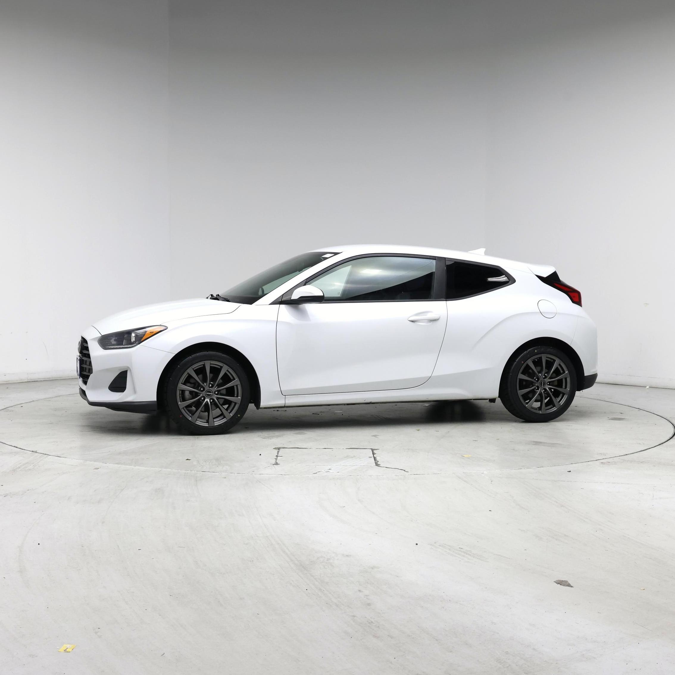 Thumbnail: 2019 Hyundai Veloster - 3
