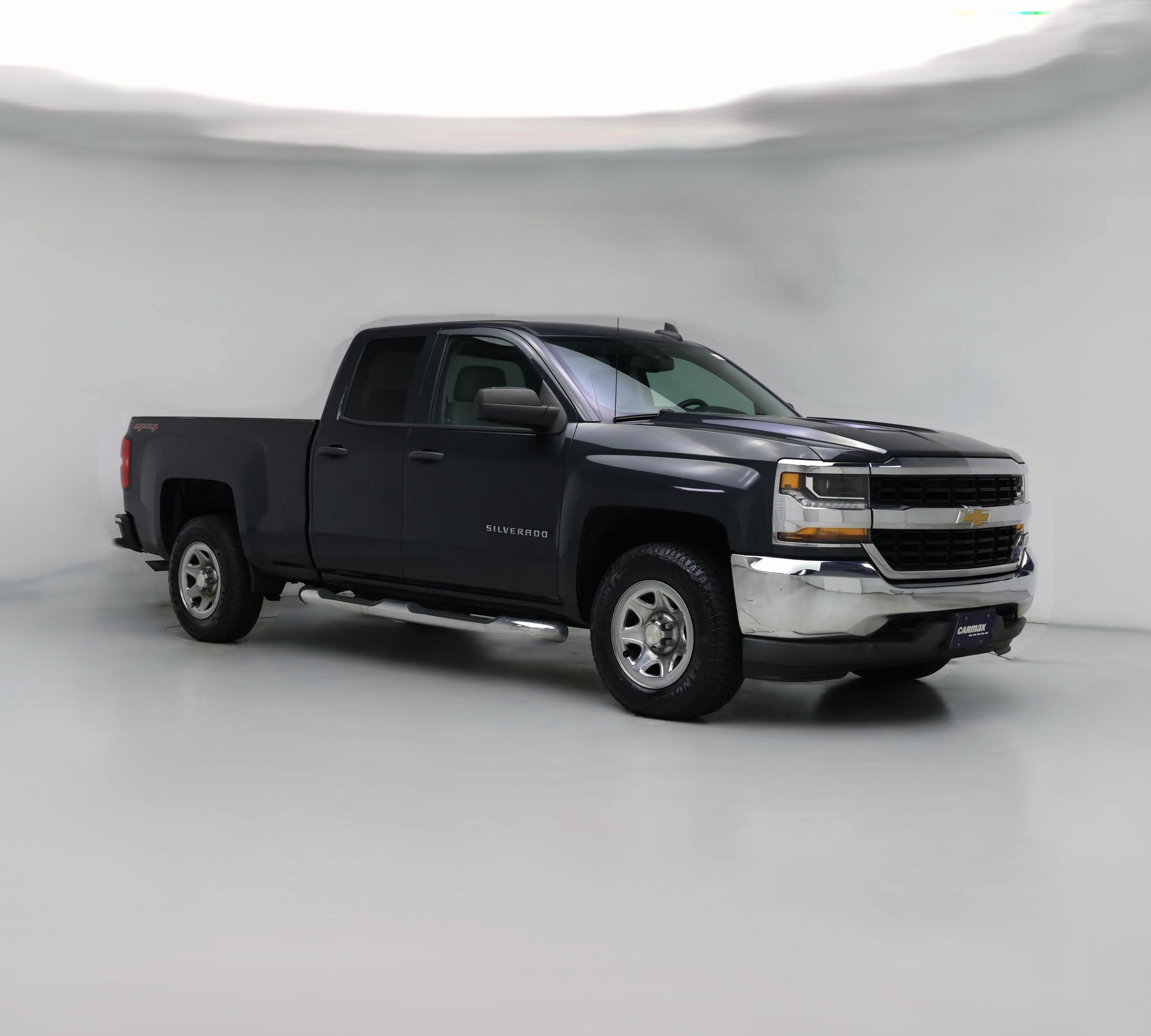 Thumbnail: 2017 Chevrolet Silverado 1500 - 1