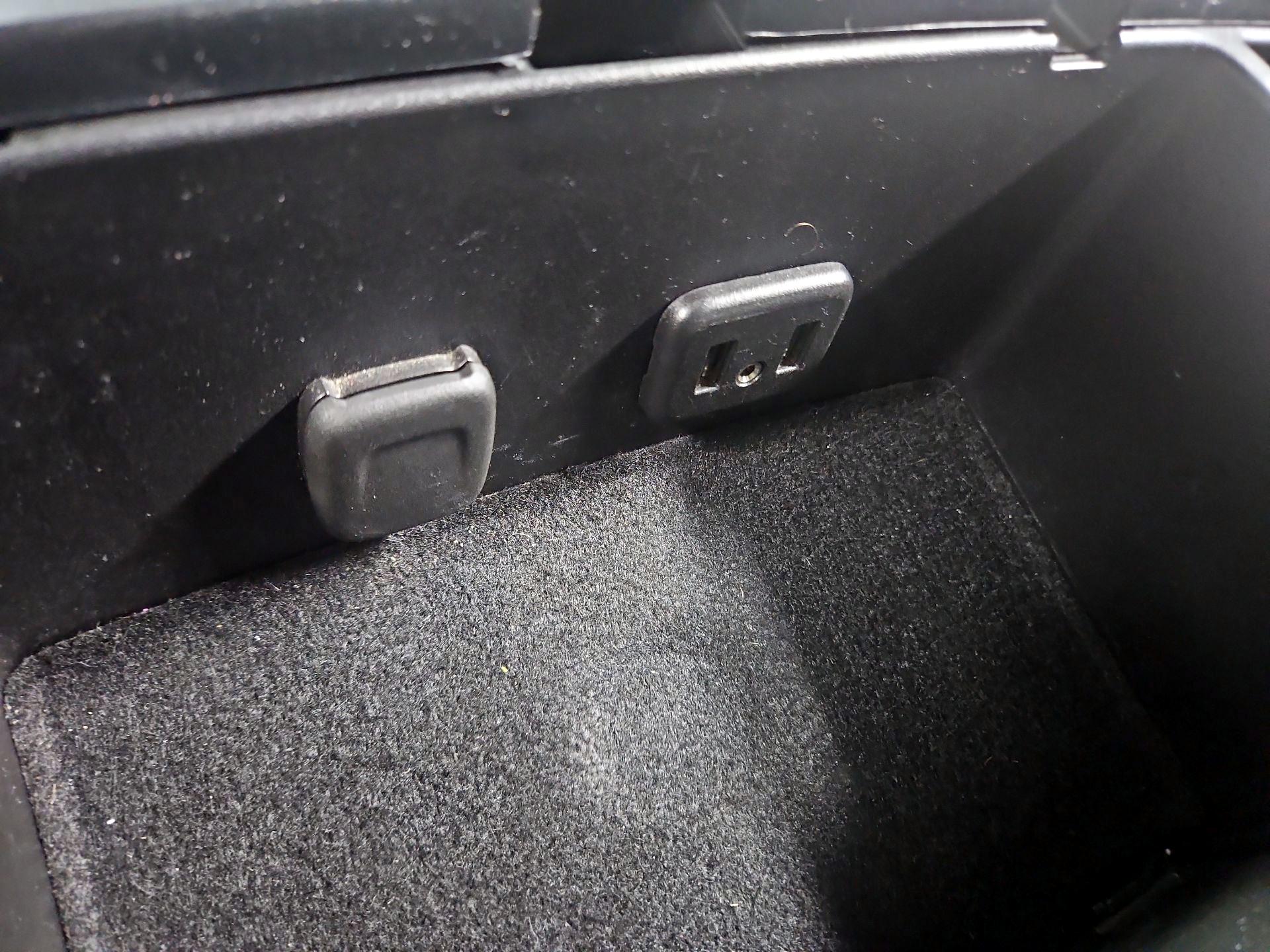 Thumbnail: 2017 Chevrolet Silverado 1500 - 18
