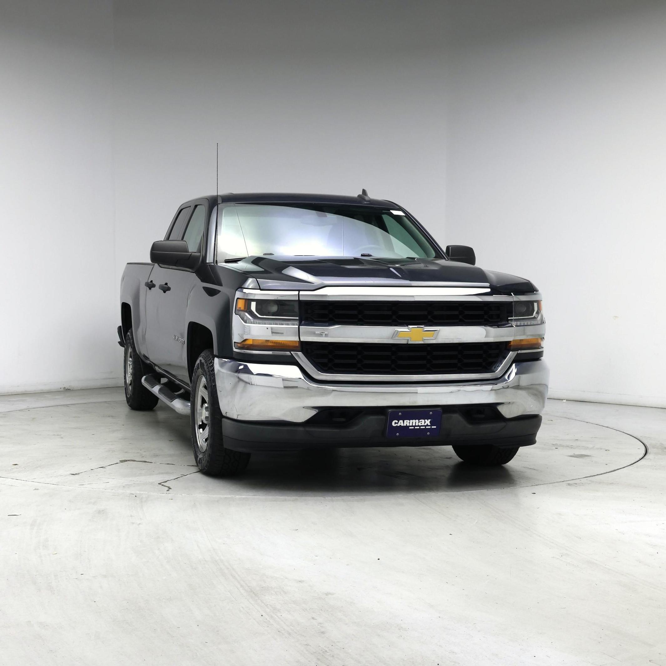 Thumbnail: 2017 Chevrolet Silverado 1500 - 5