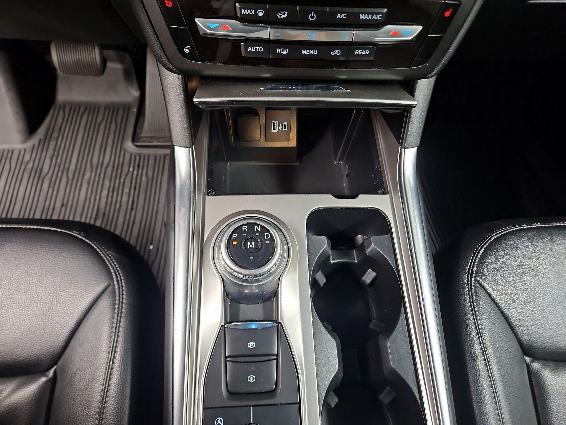 Thumbnail: 2020 Ford Explorer - 18