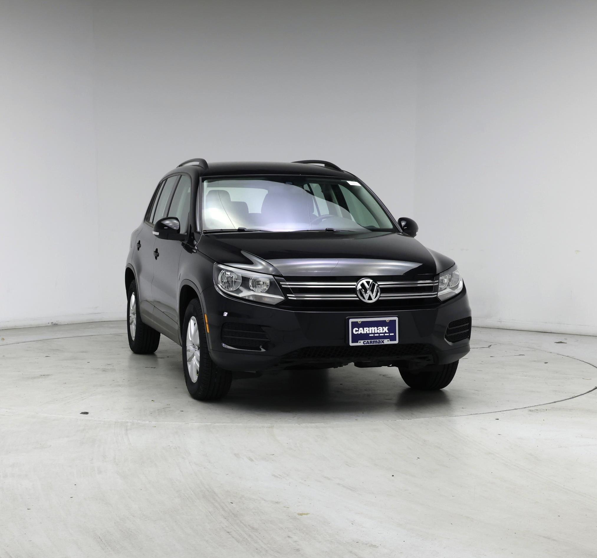 Thumbnail: 2017 Volkswagen Tiguan - 5