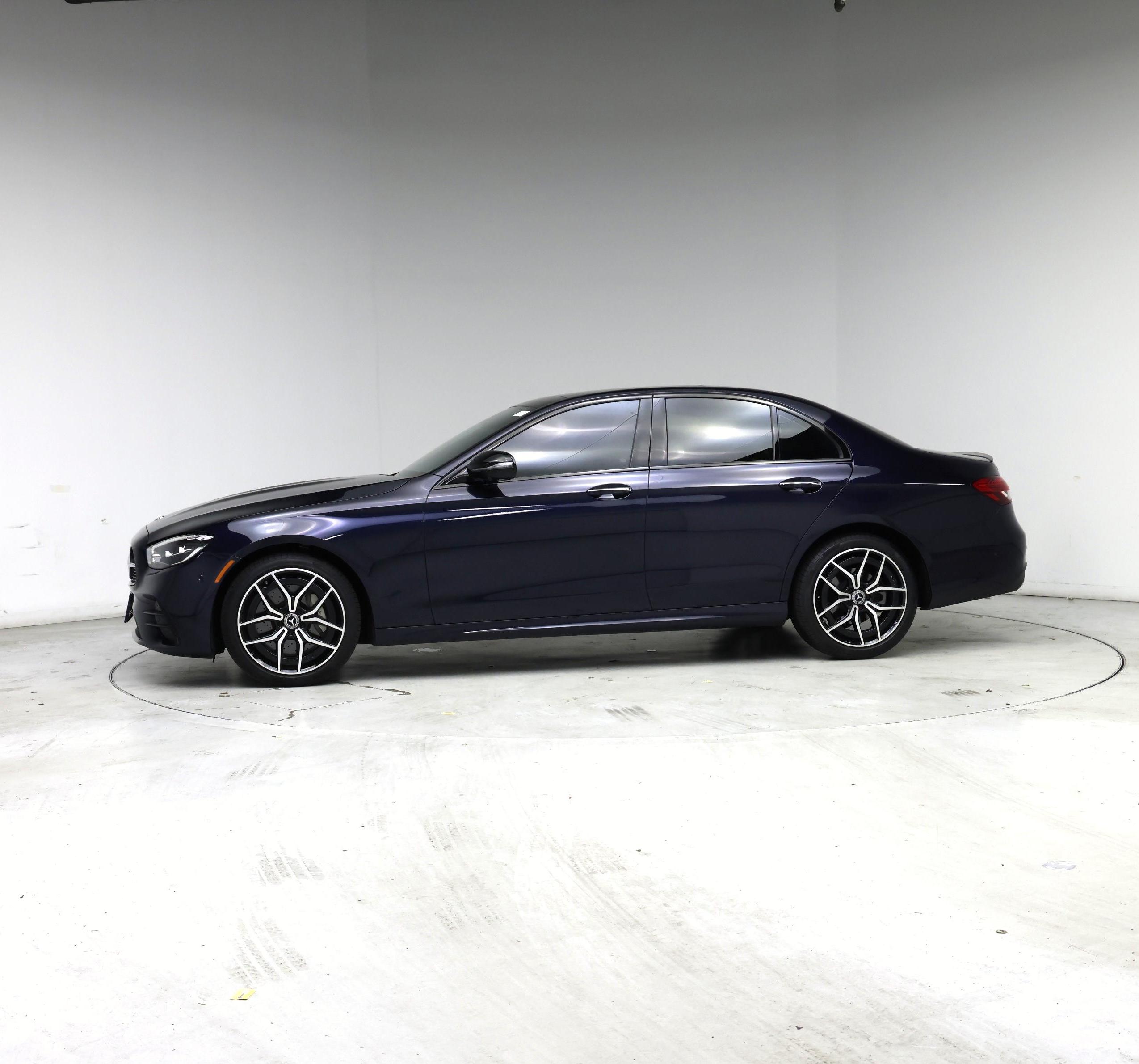 Thumbnail: 2023 Mercedes-Benz E-Class - 3