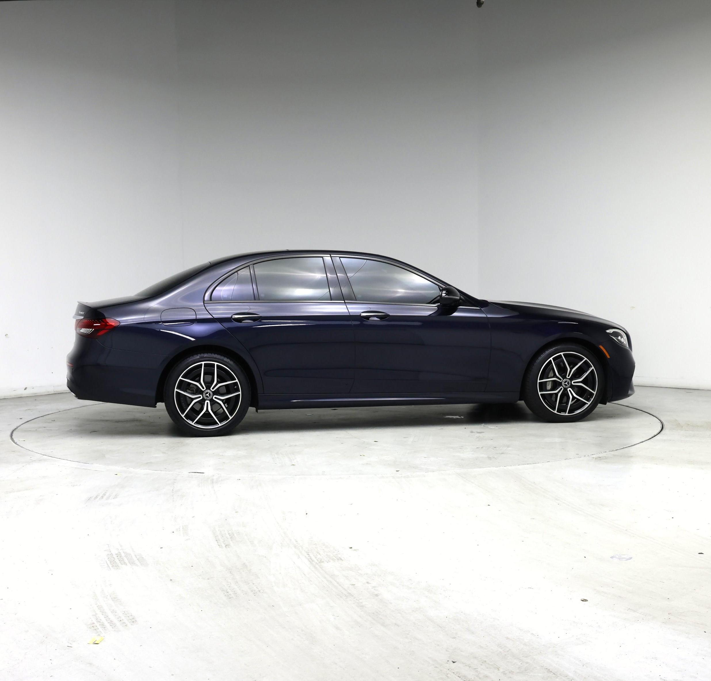 Thumbnail: 2023 Mercedes-Benz E-Class - 7