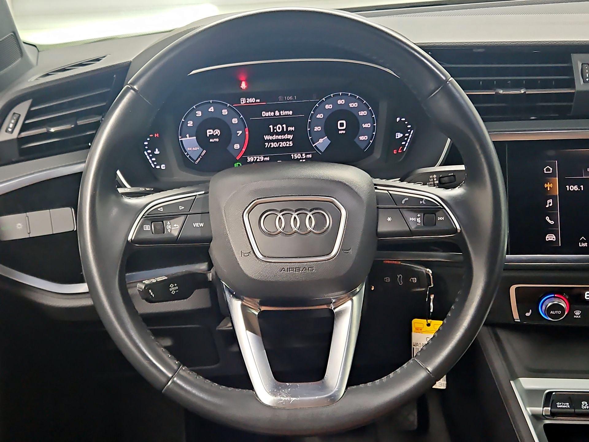 Thumbnail: 2020 Audi Q3 - 10
