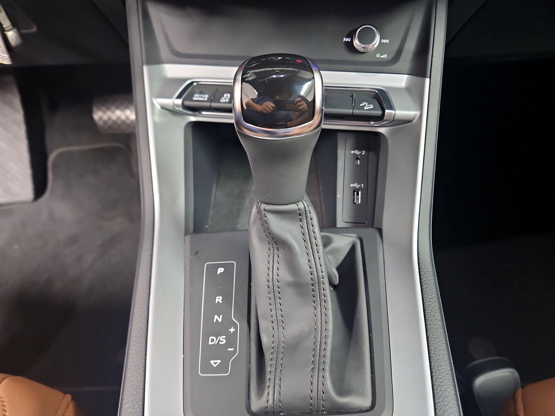 Thumbnail: 2020 Audi Q3 - 17