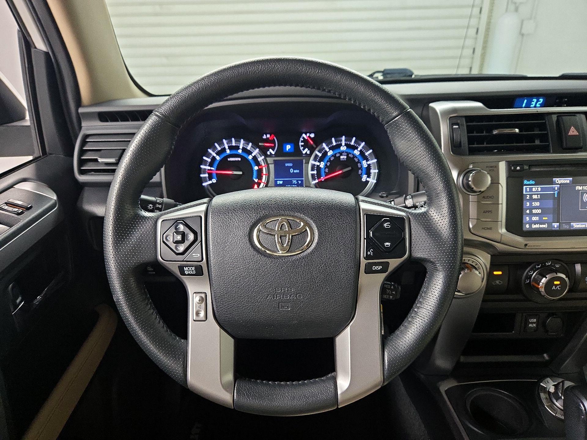 Thumbnail: 2017 Toyota 4Runner - 10