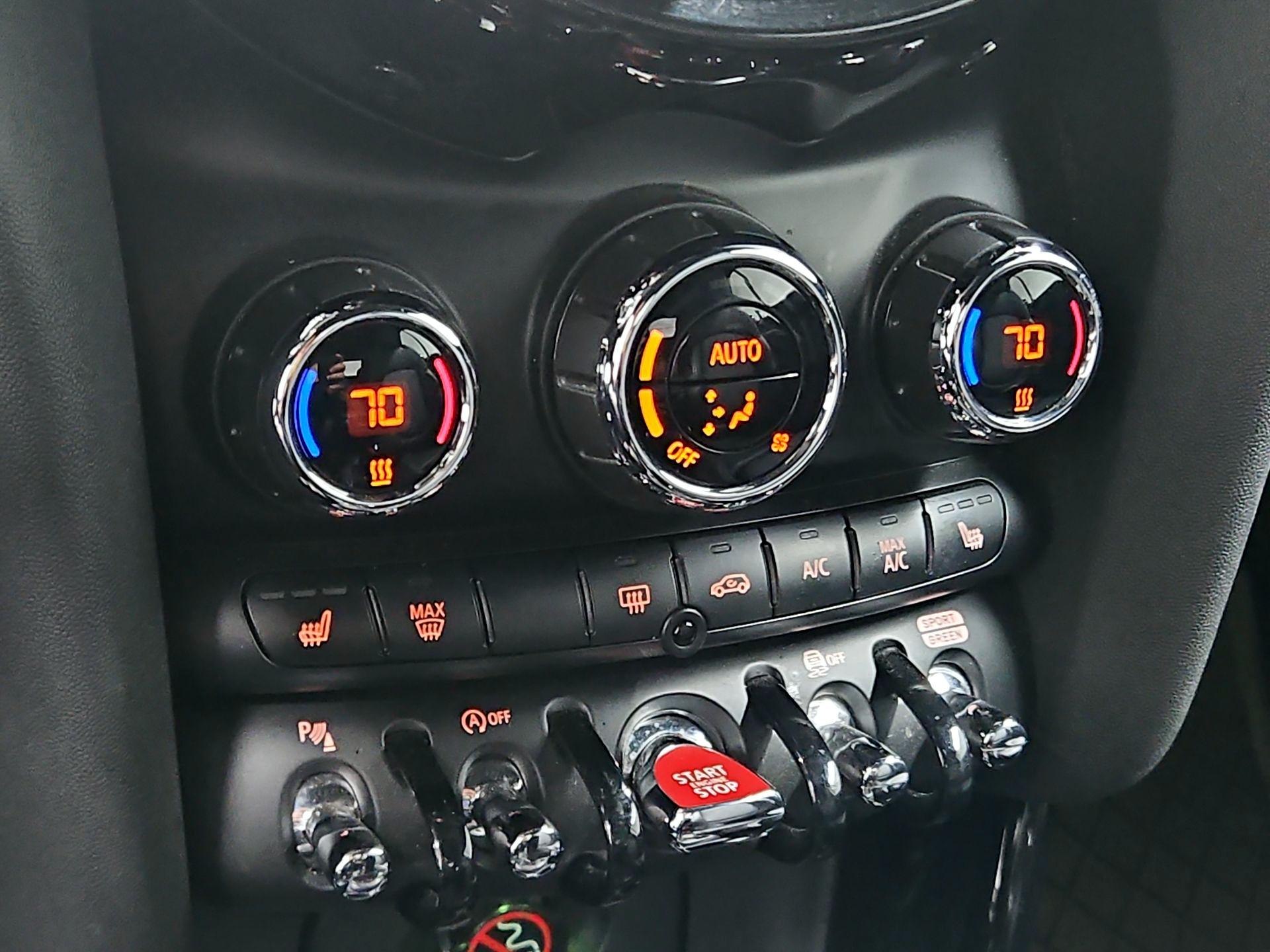 Thumbnail: 2020 MINI Cooper - 16