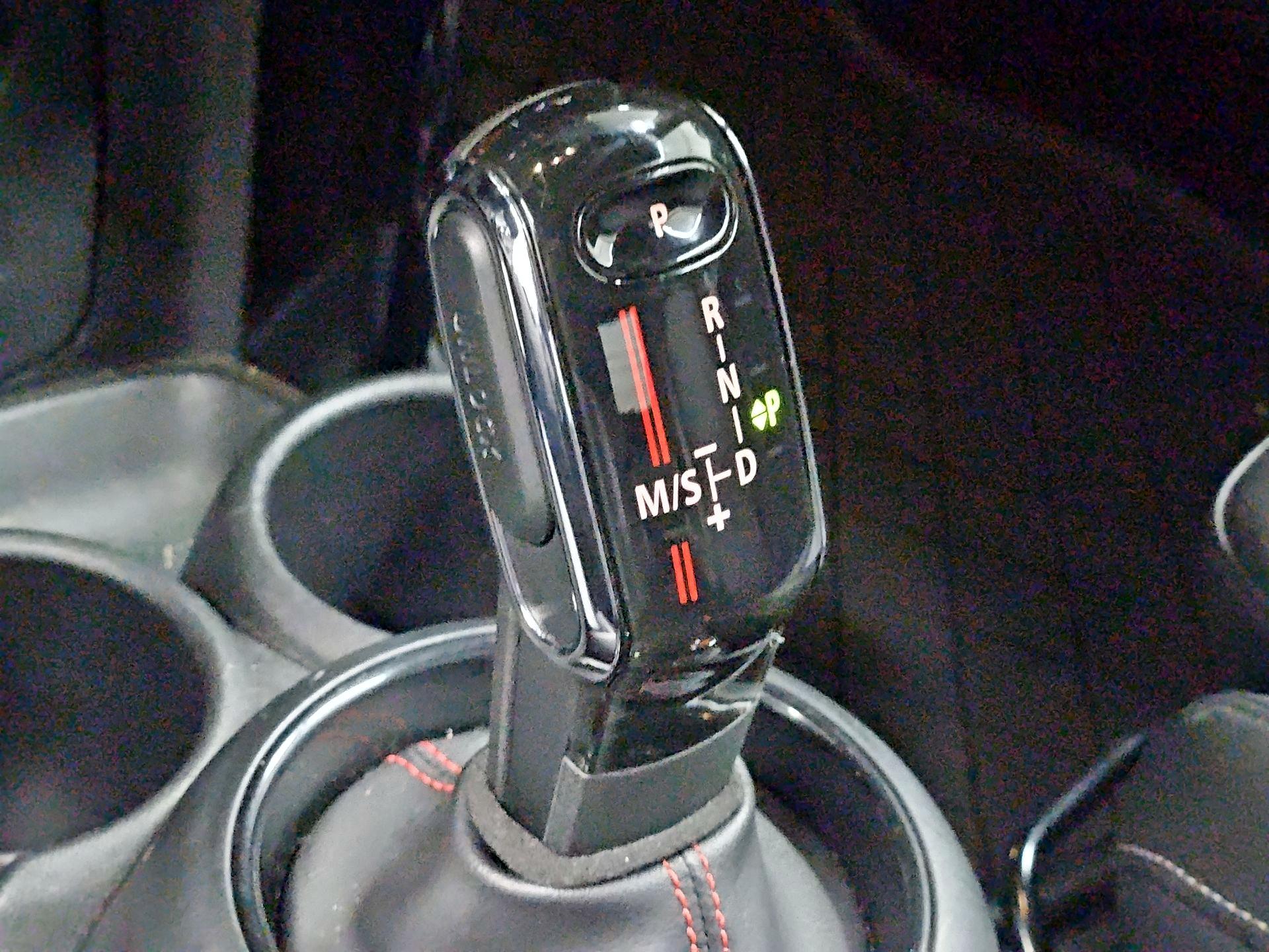 Thumbnail: 2020 MINI Cooper - 17